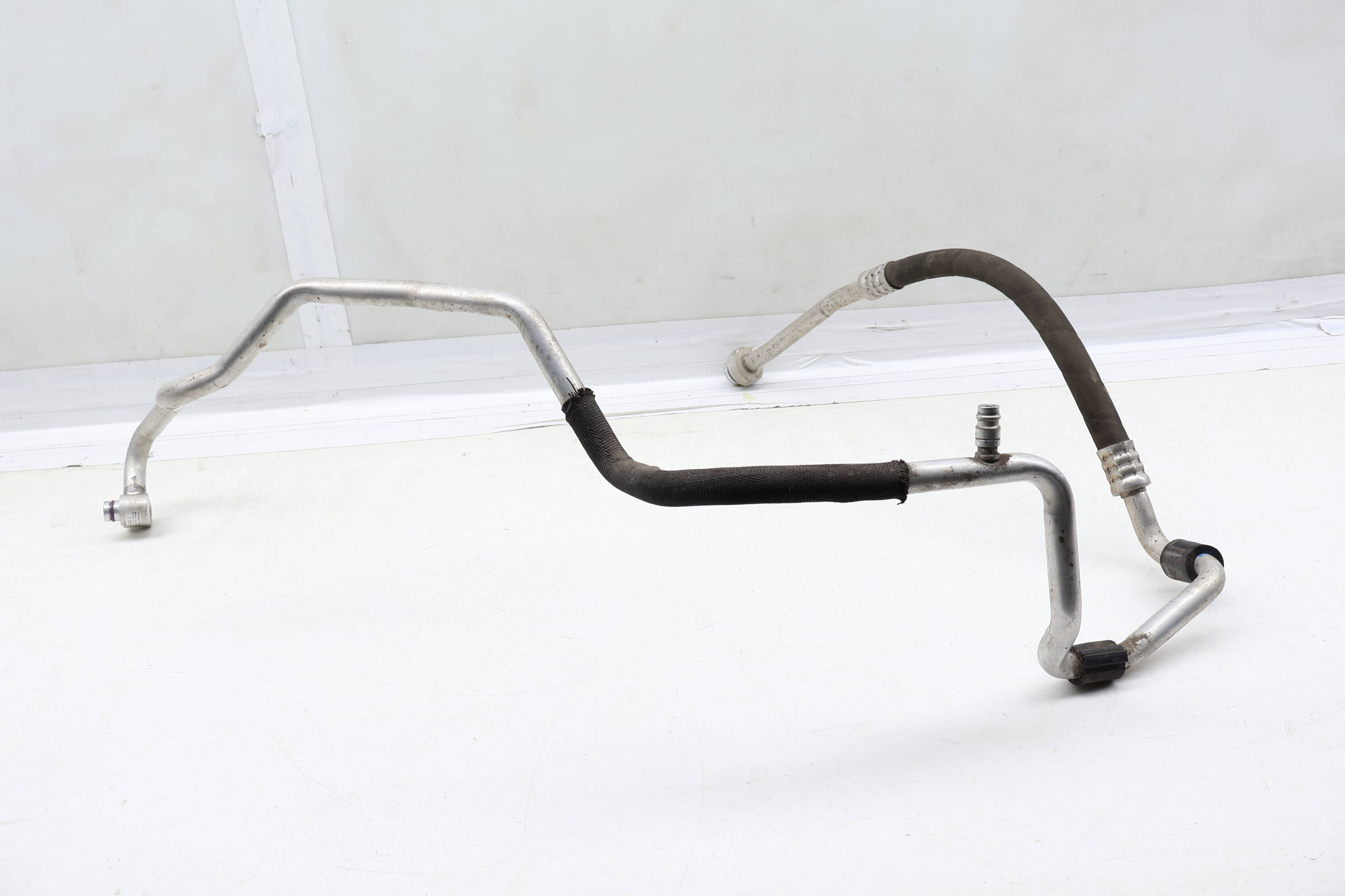 Ac Hose / Line / Pipe 561816743C