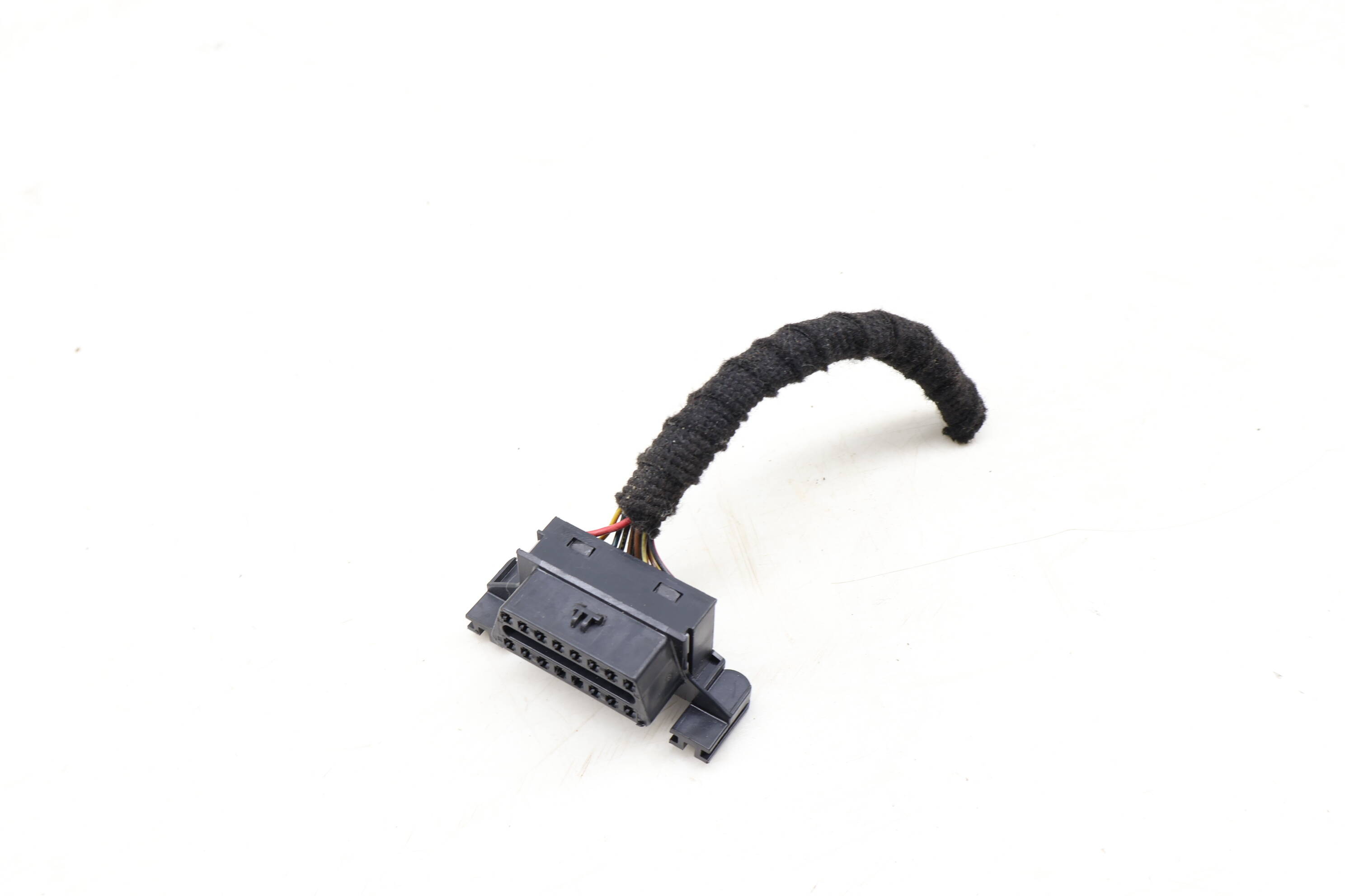 Obd Diagnosis Wire / Wiring Connector (16-Pin) 61139335261