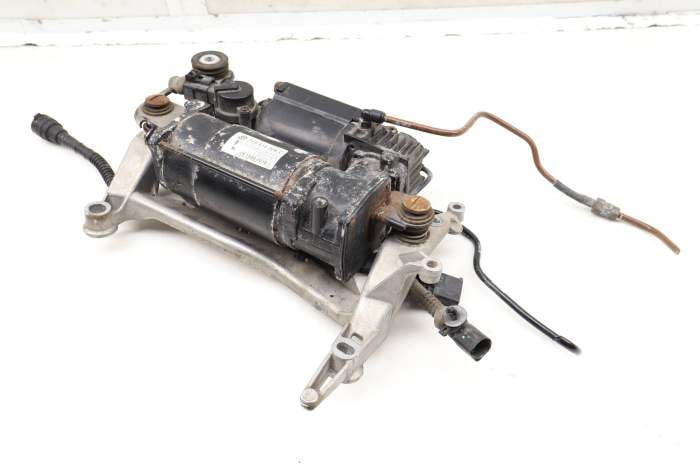 Air Suspension Compressor 7L0616006C main product photo