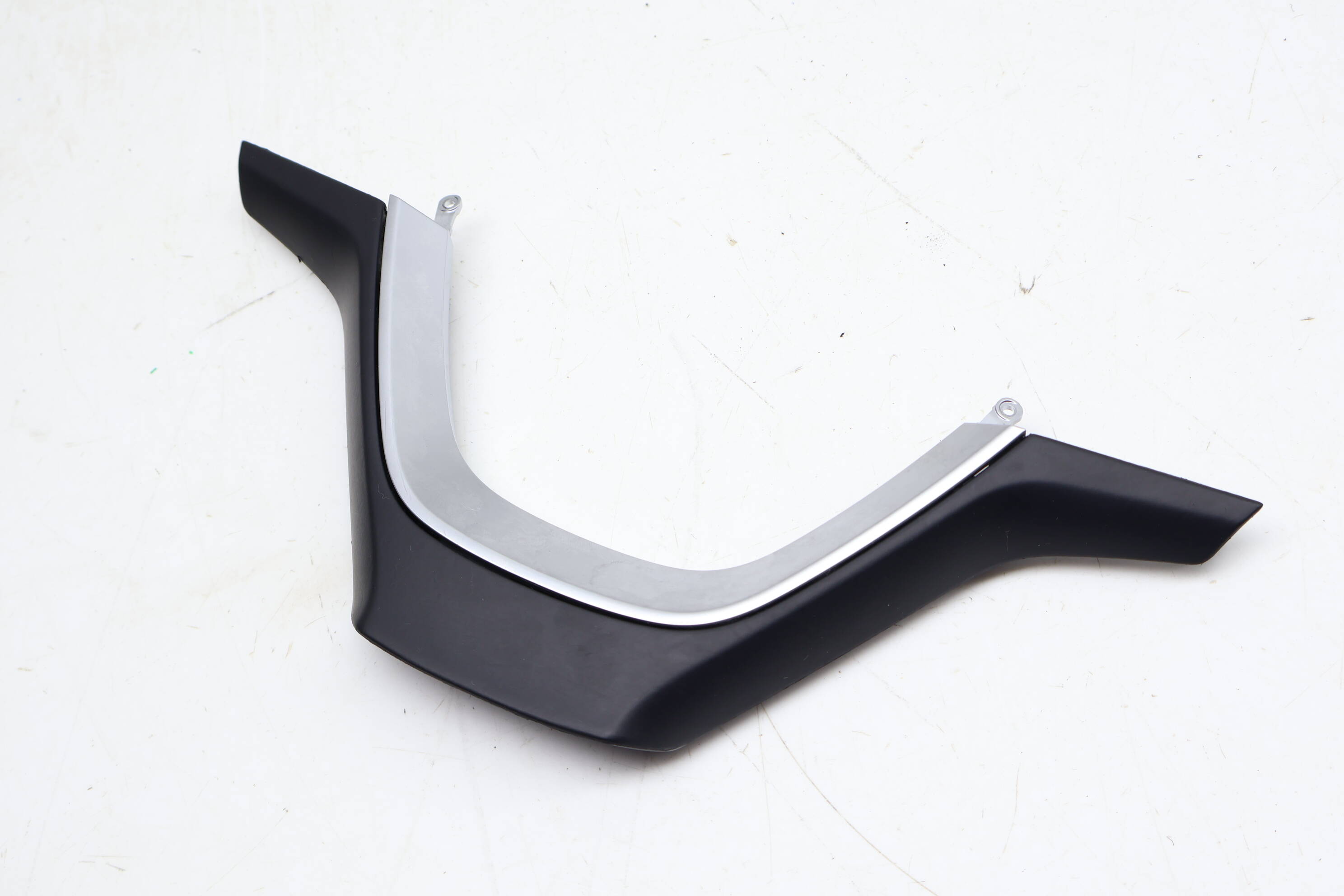 Steering Wheel Trim / Cover (Lower) 2445491