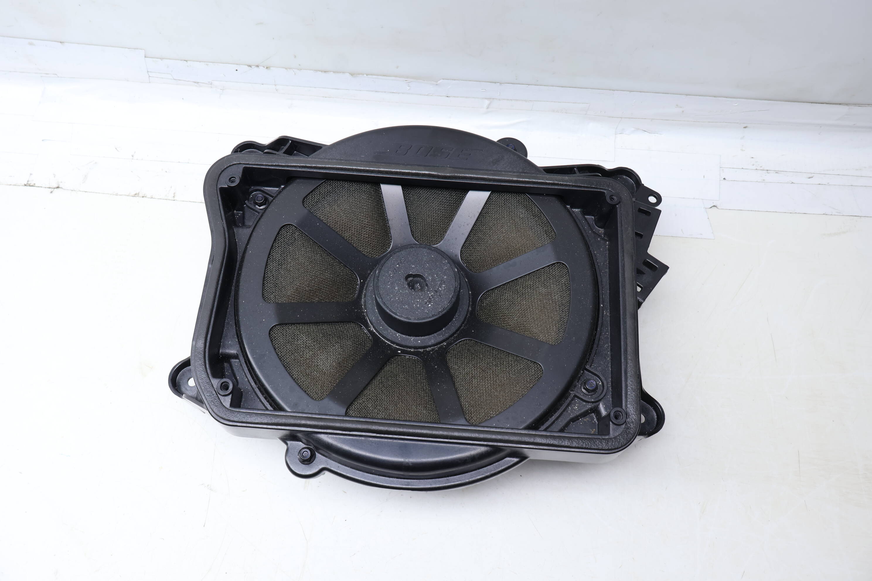 Center Subwoofer Speaker (Bose) 4G2035709