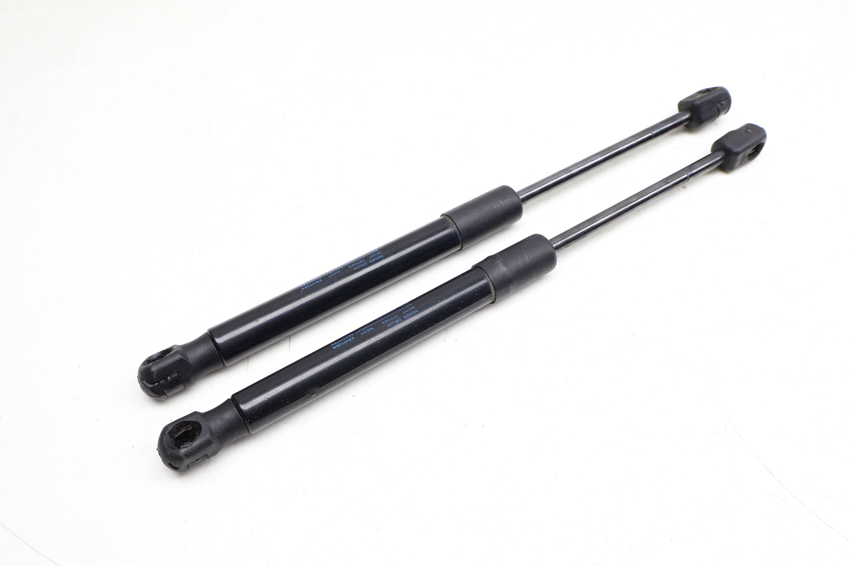 Convertible Trunk Strut / Shock Set 8F0827550A