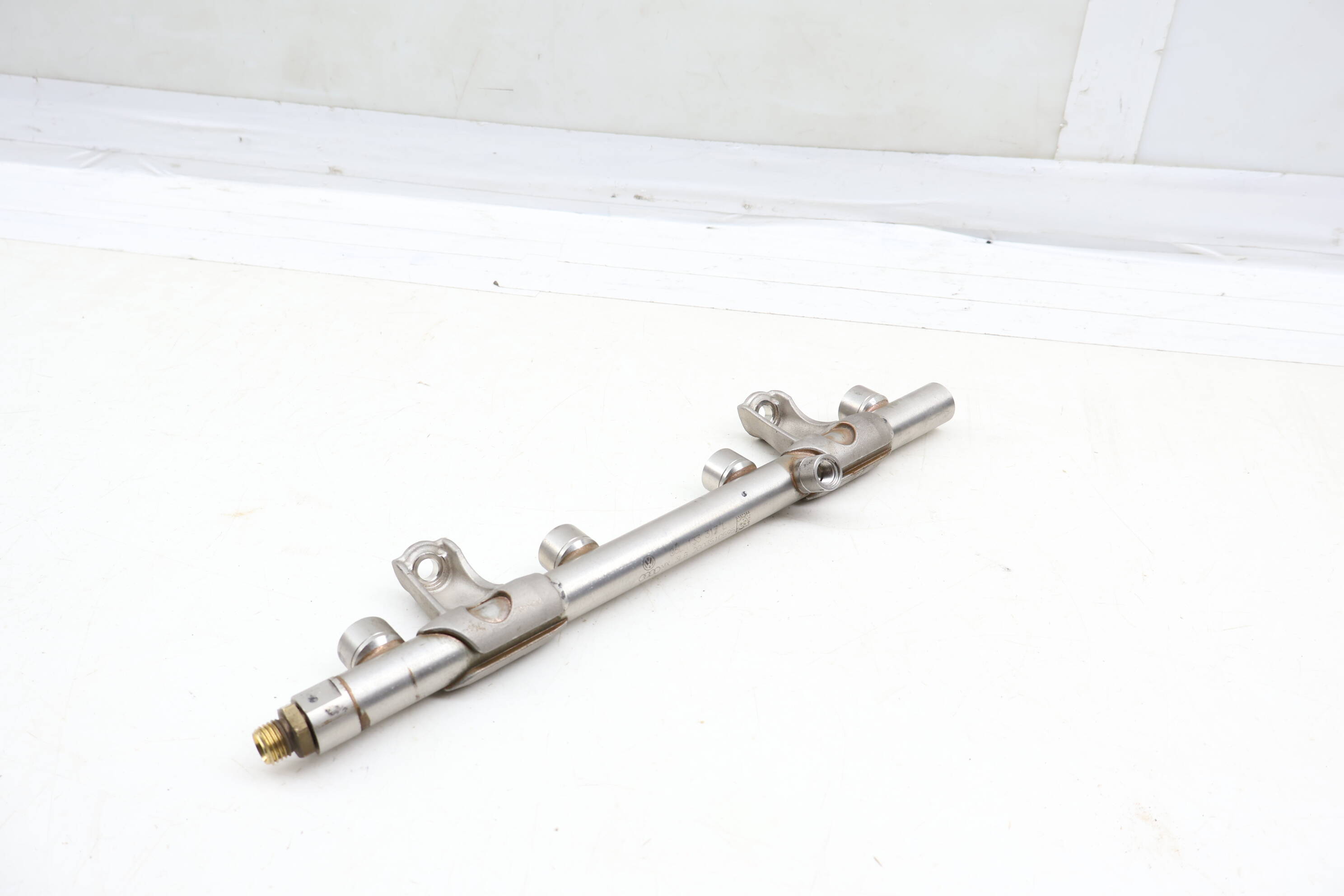 Fuel Rail 06L133317L