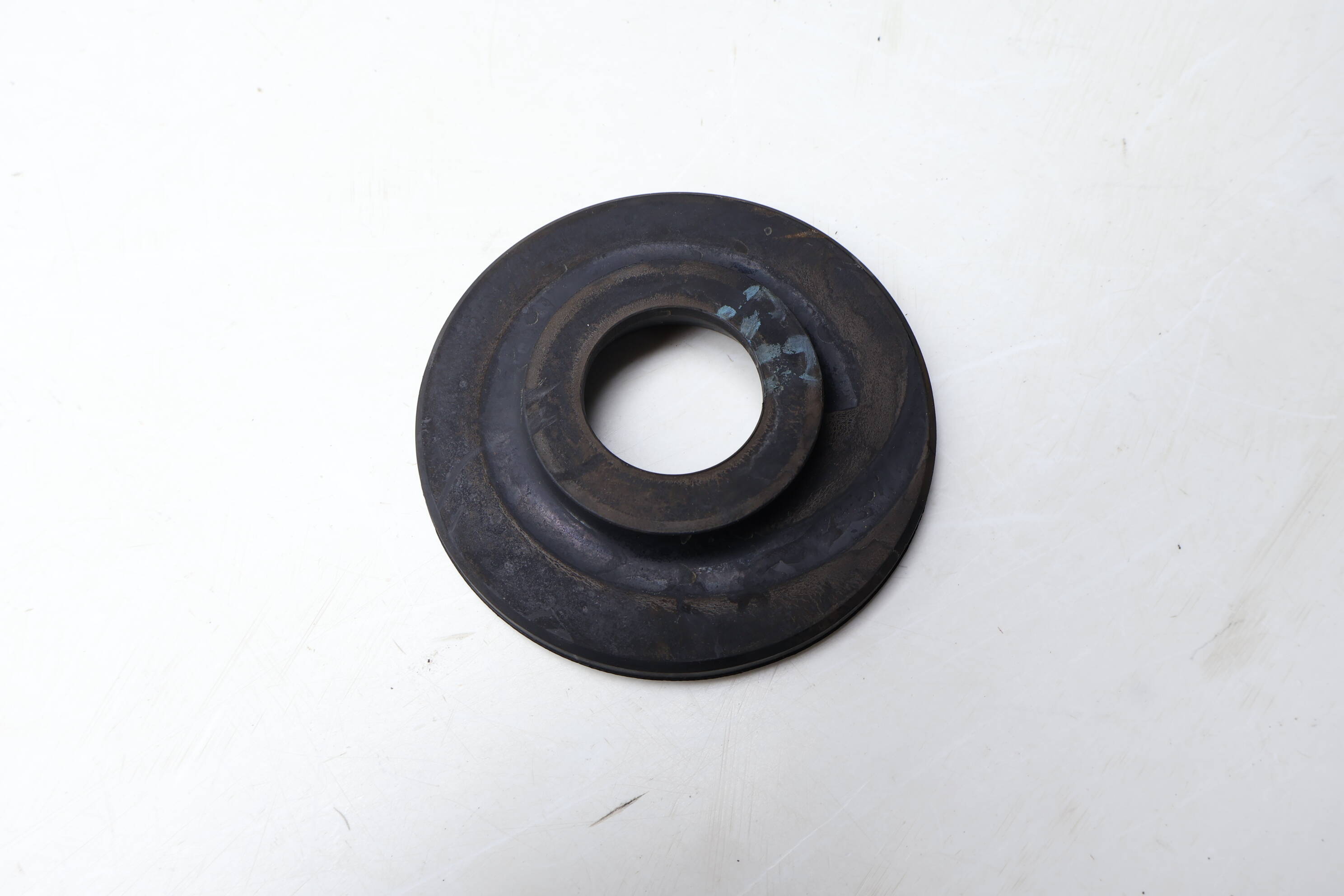 Upper Coil Spring Rubber Mount 5QN512149