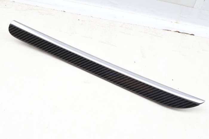 Quarter Panel Trim / Molding 8T0867420AF main product photo