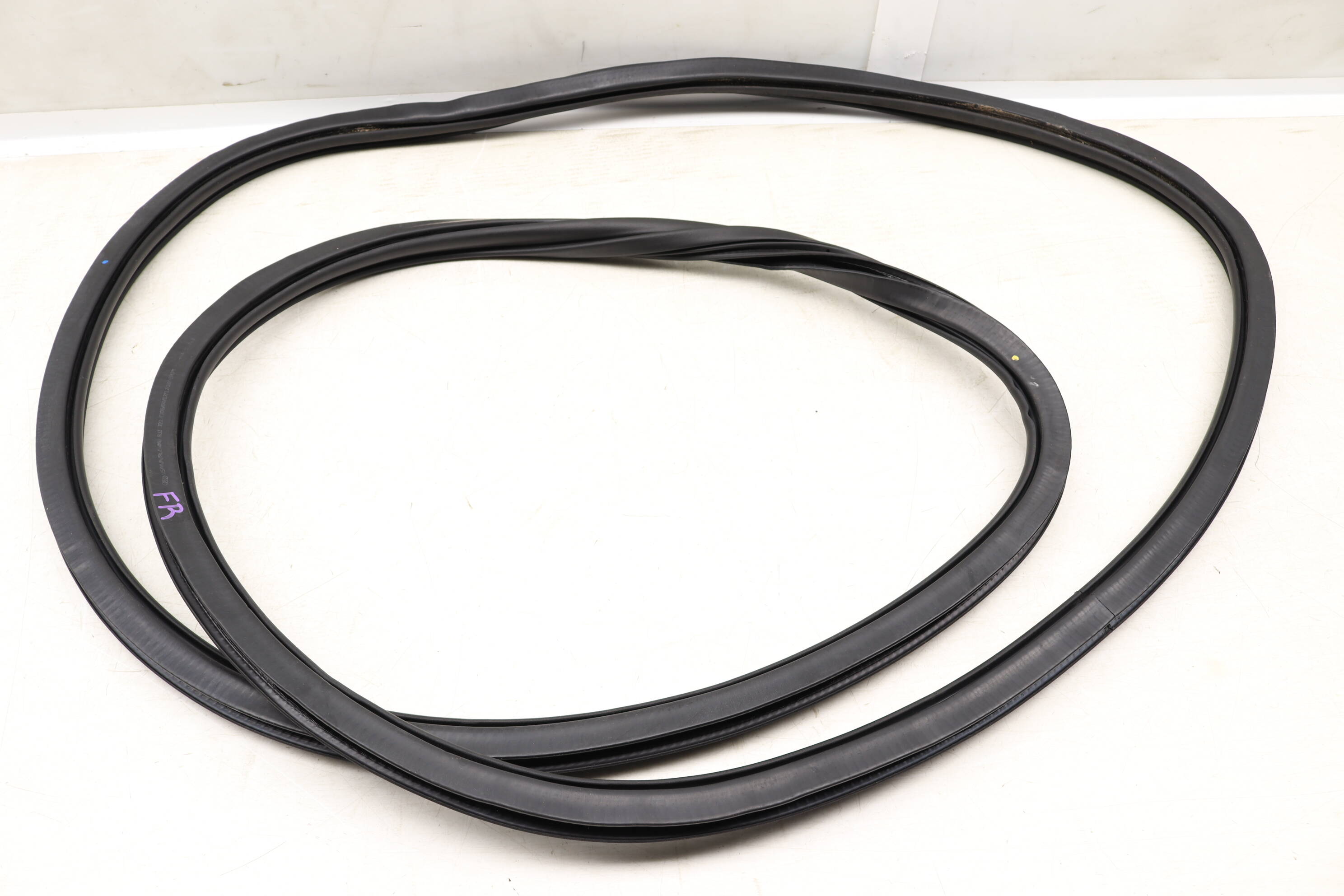 Door Seal / Weather Stripping (Inner) 4M0831721C