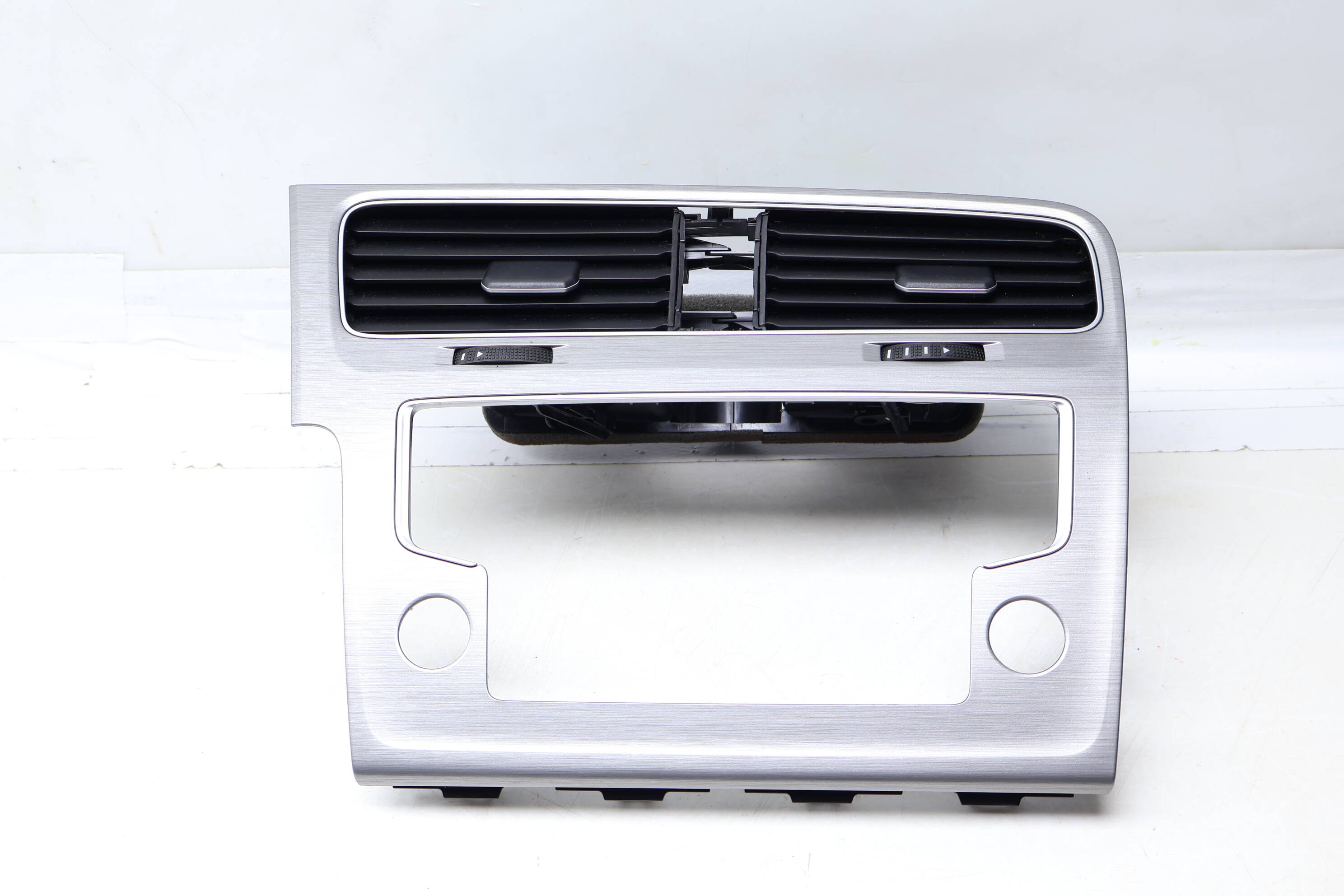 Center Dash Air Vent 5GM819728D