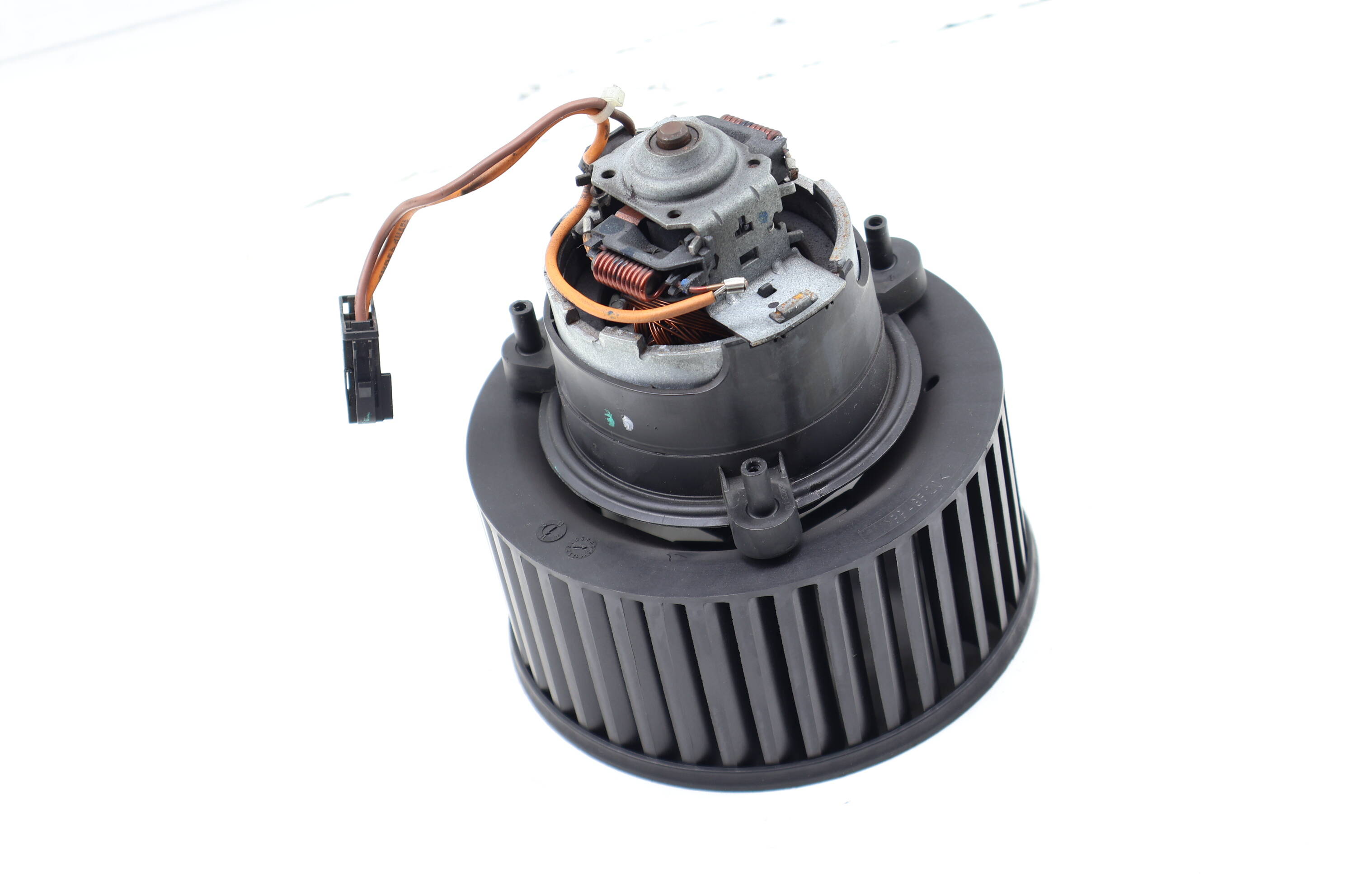 Blower Motor / Fan 9240497