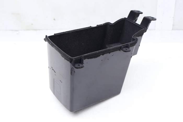 Center Console Storage Bin 8U0864981A main product photo