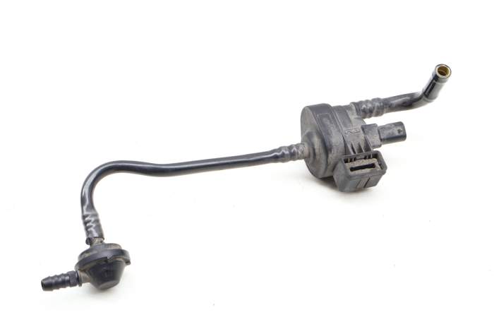 Charcoal Fuel Vapor Canister Valve 079133240AH main product photo