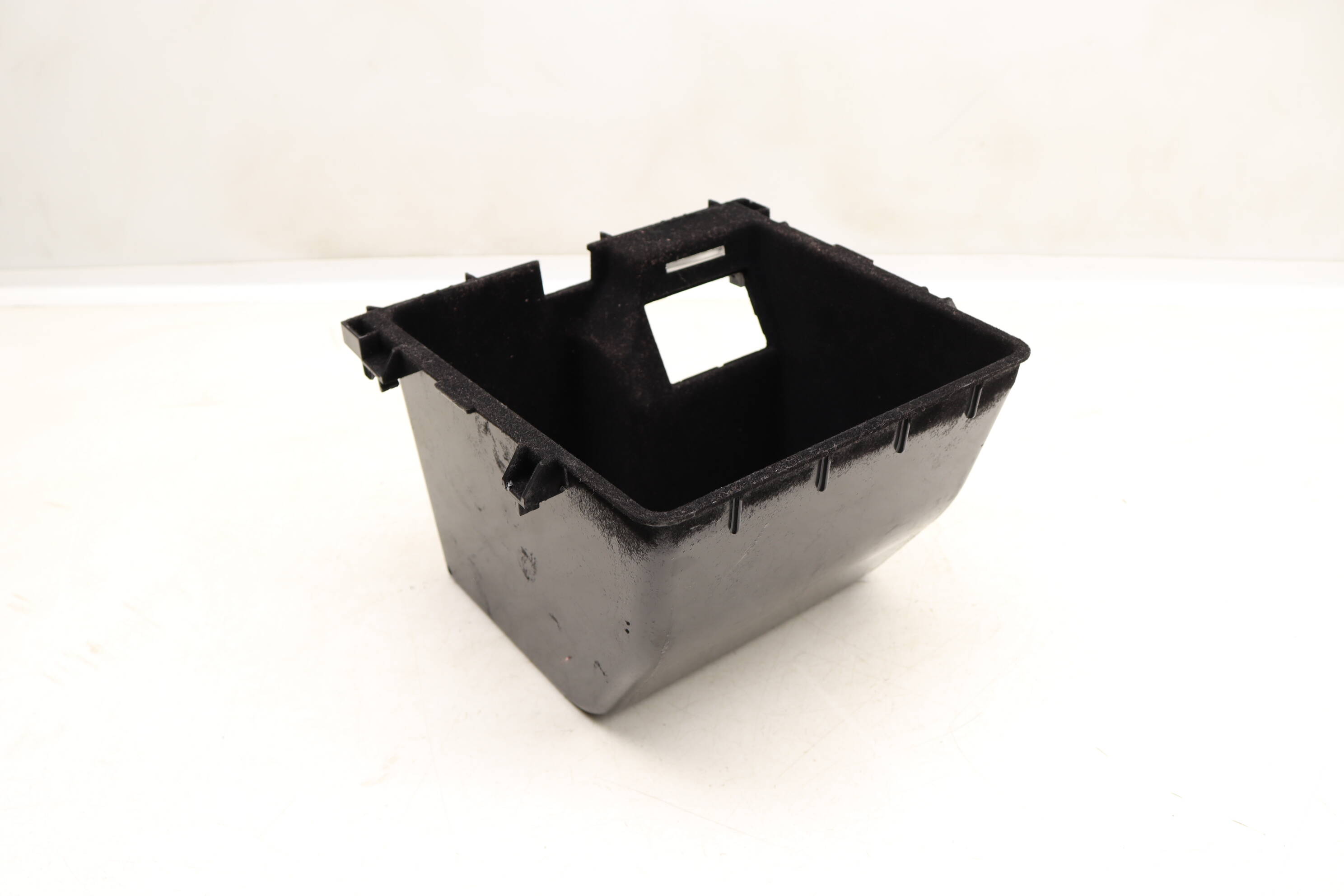 Center Console Storage Bin / Tray 9Y0863383R