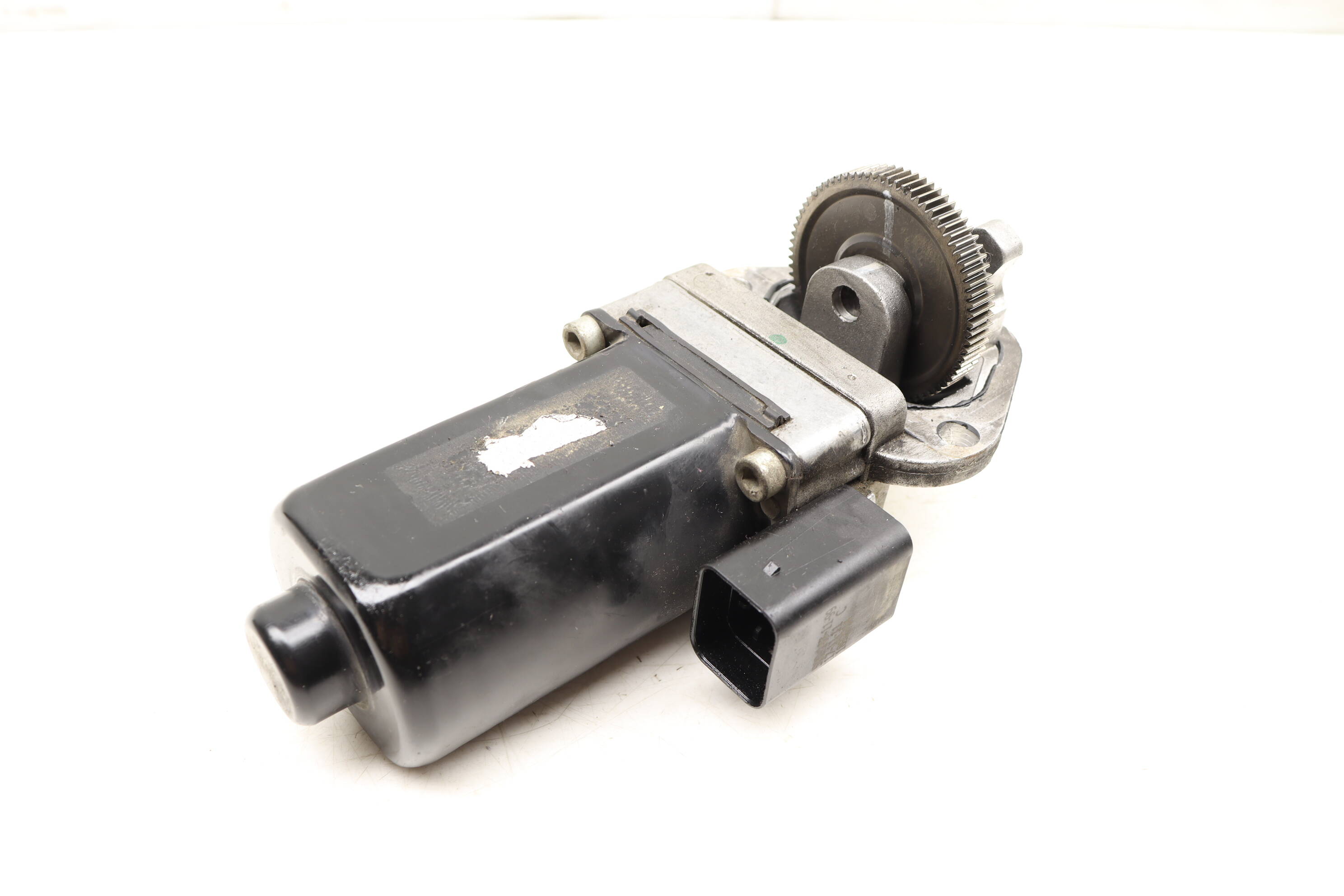 BMW Rear Differential Motor / Actuator 33142284191 