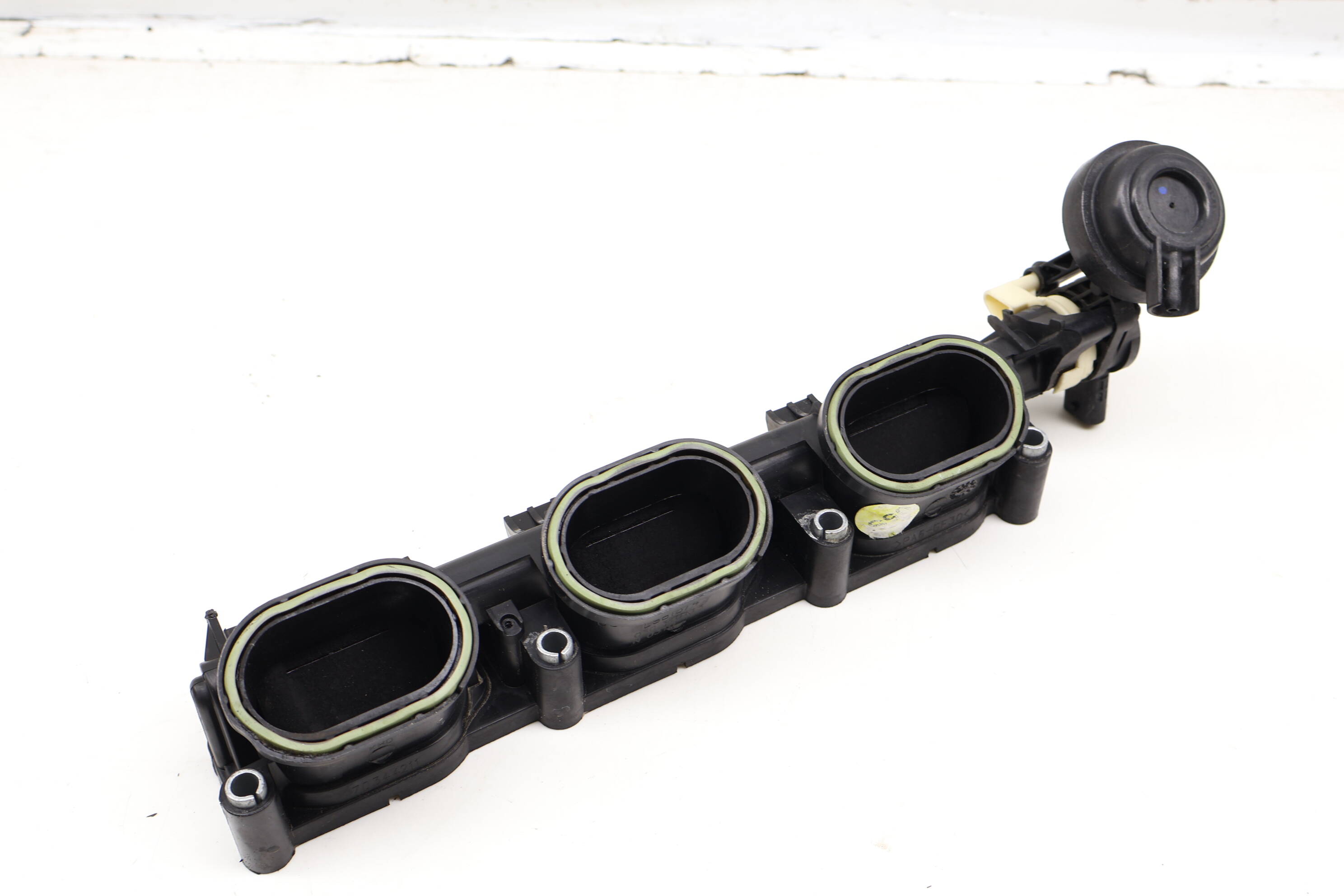 Lower Intake Manifold Air Distribution Housing 06E133110AL 95811012001