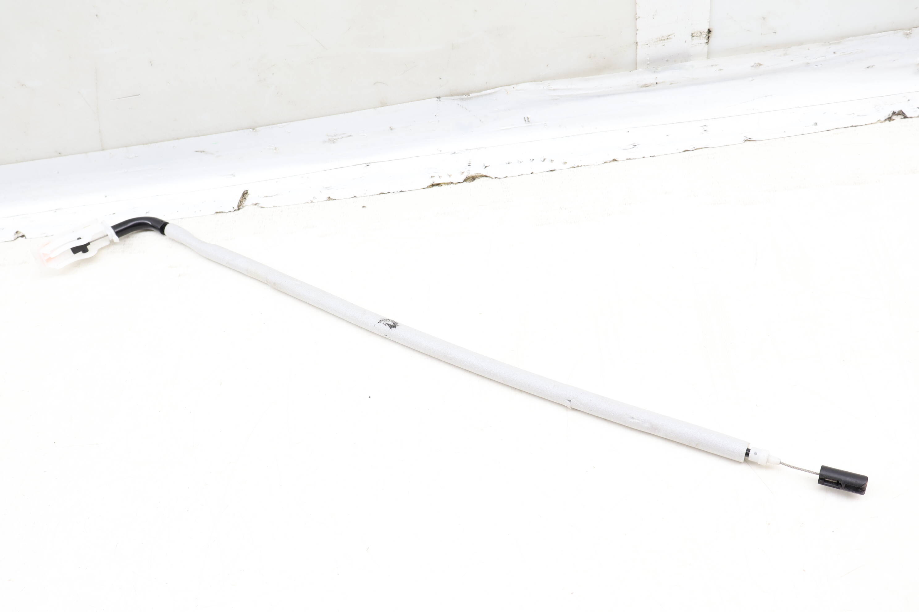 Door&#x20;Latch&#x20;&#x2F;&#x20;Lock&#x20;Actuator&#x20;Bowden&#x20;Cable&#x20;51217314287