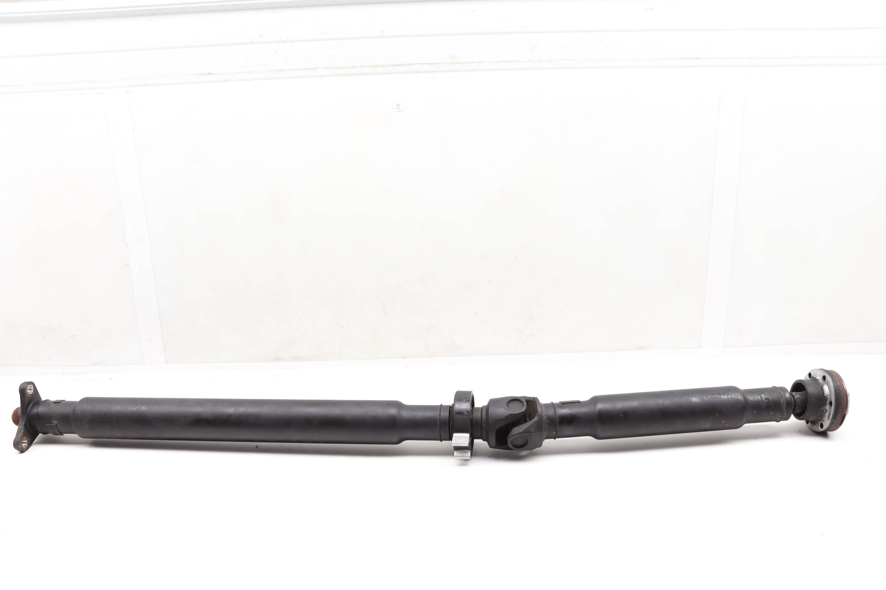 BMW Rear Driveshaft / Drive / Propeller Shaft (M6) 26112284491