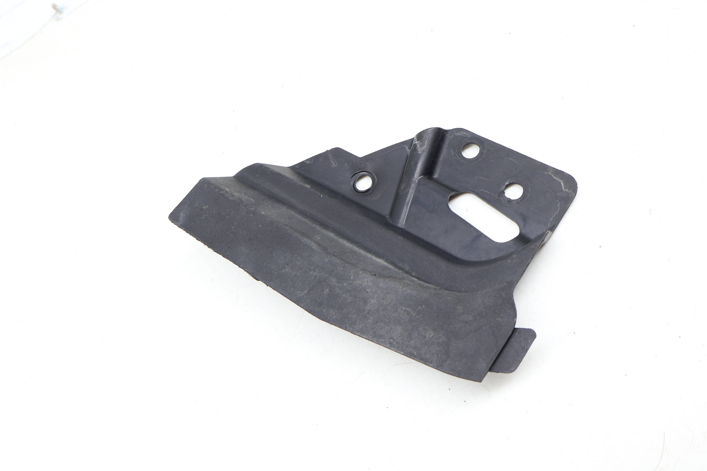 Wheel Spoiler / Mud Flap 8J0853834B