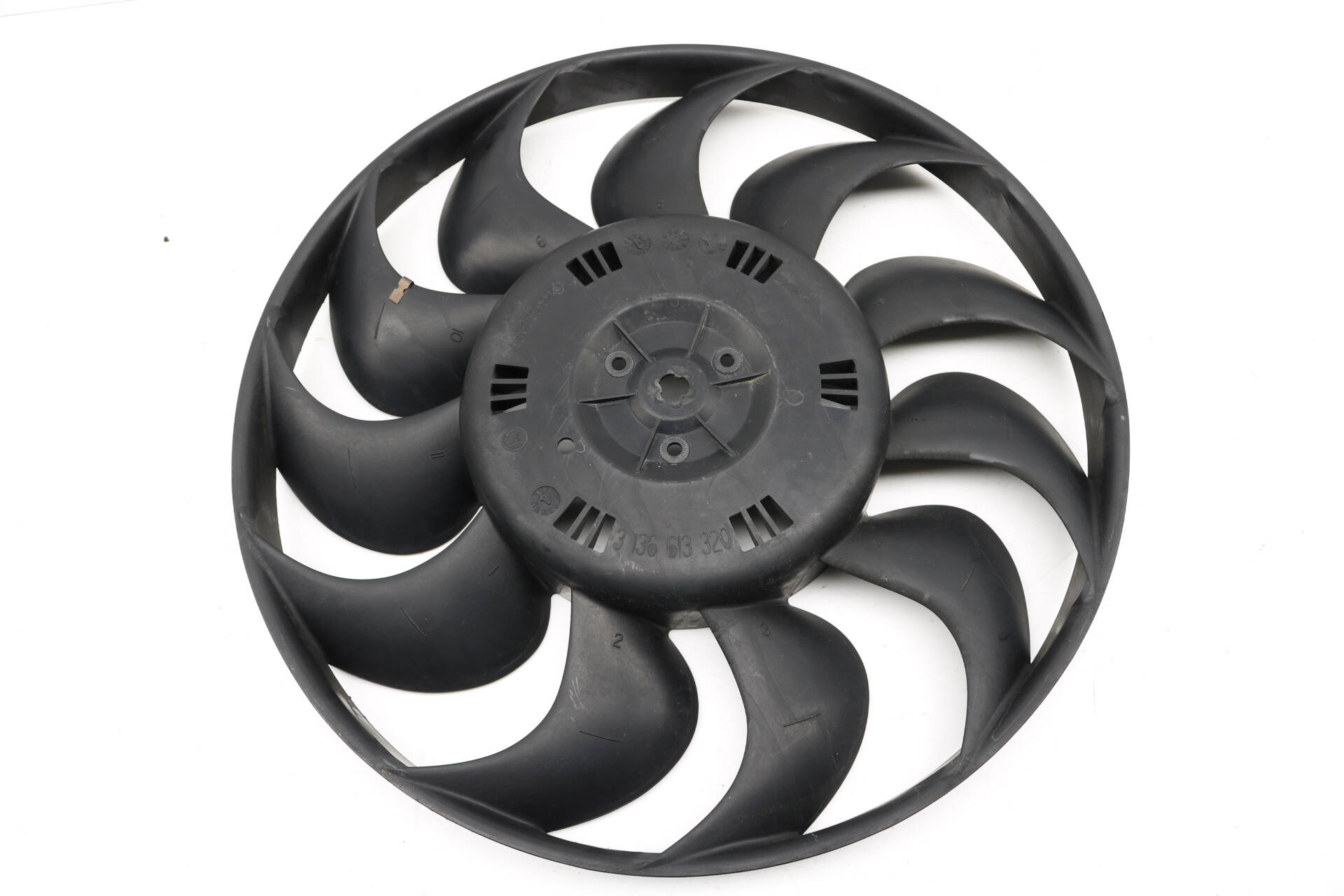 Electric&#x20;Cooling&#x20;Fan&#x20;Blade&#x20;7L6959455