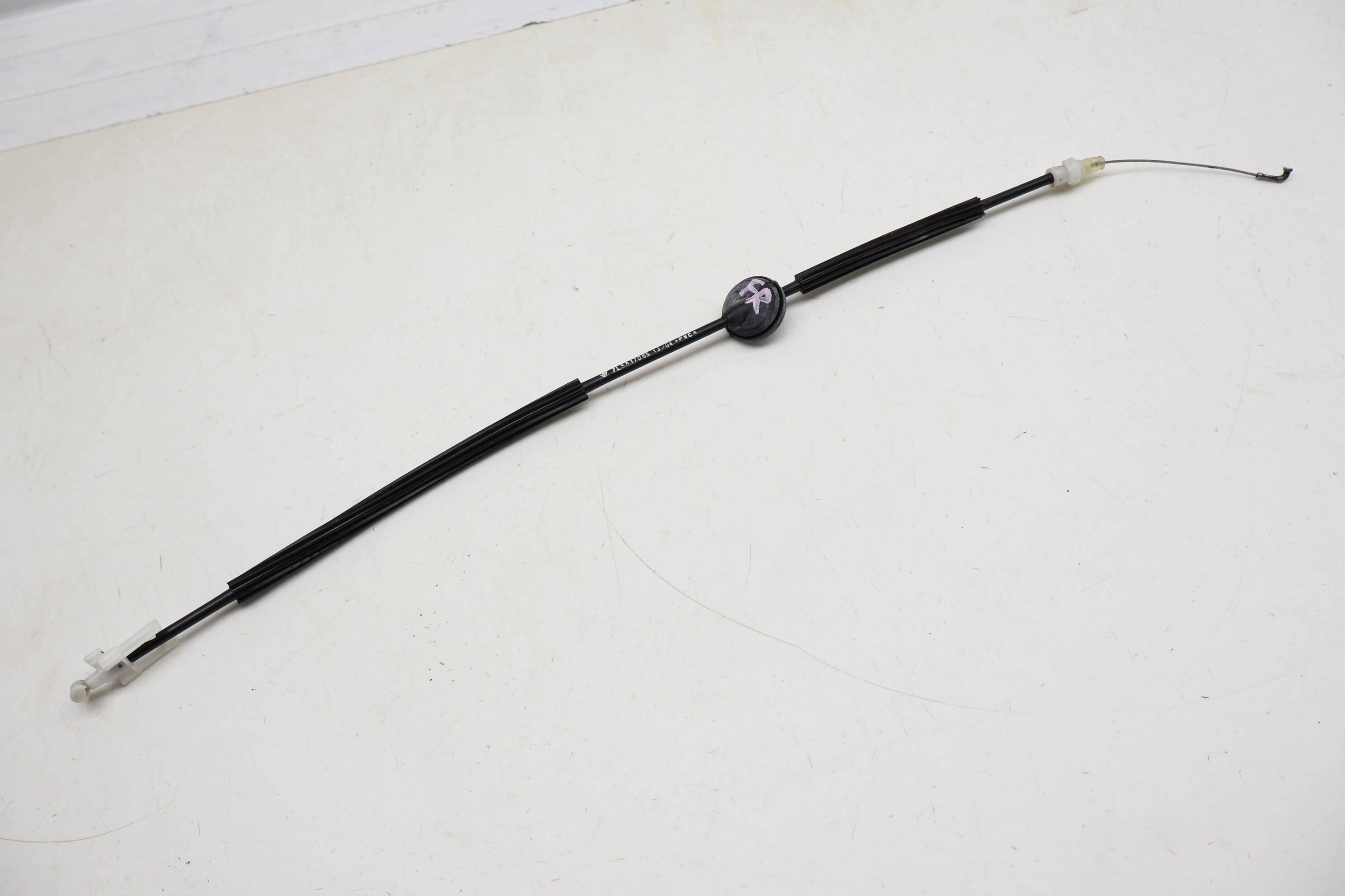 Interior Door Handle Release / Bowden Cable 7L5837085 95553102400