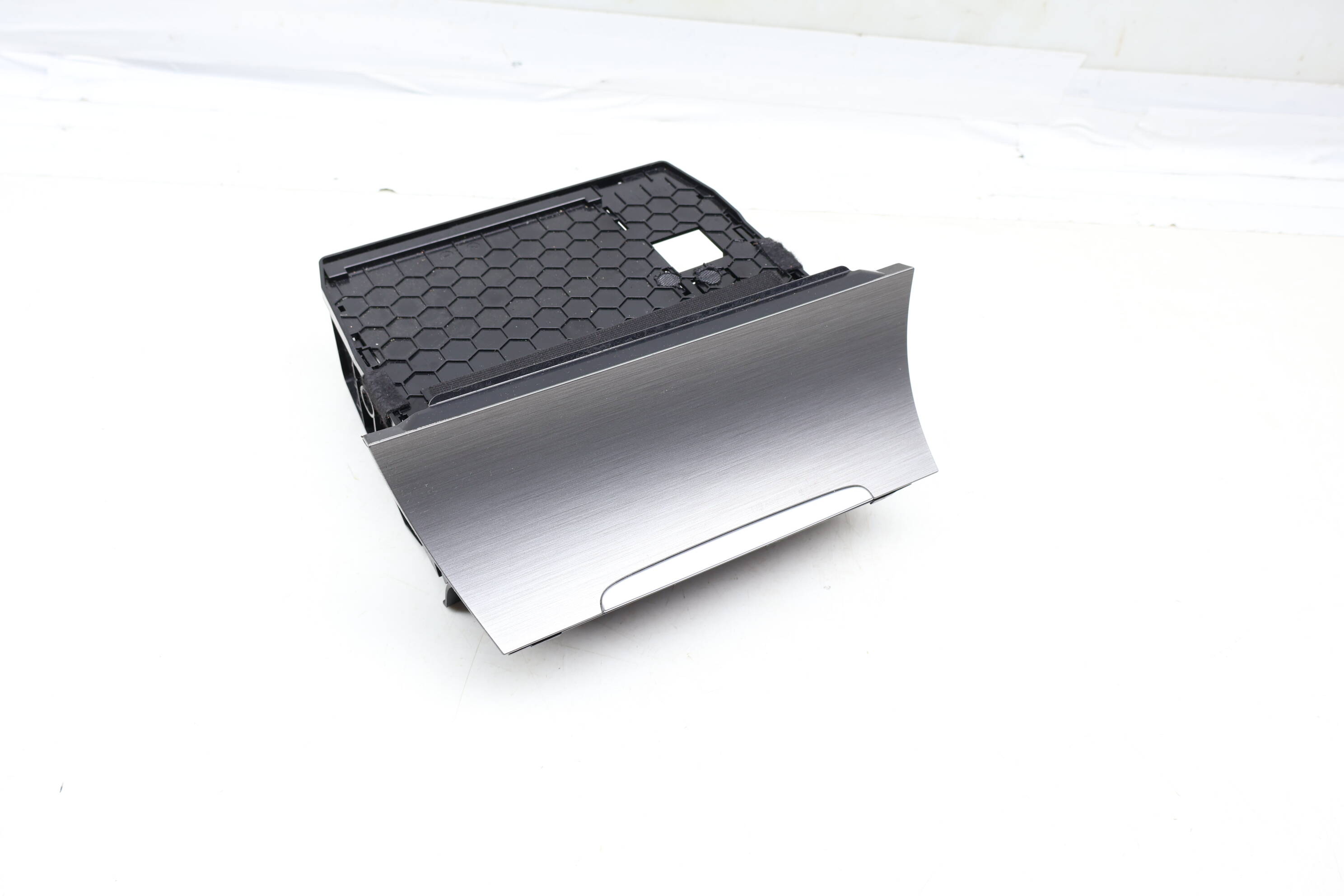 Console Storage Bin / Tray 5G1863391F