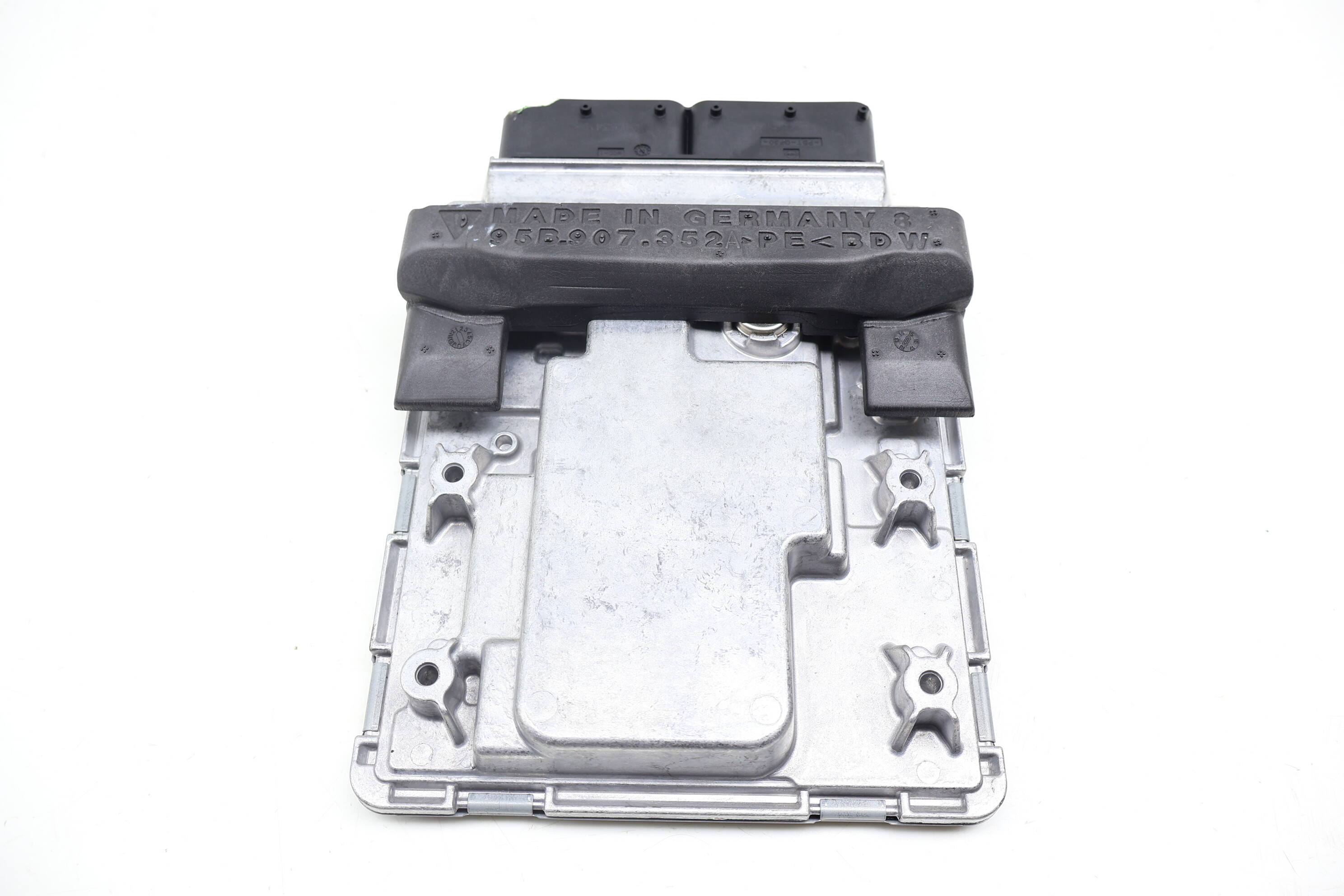 Ecu / Dme Engine Control Module 95B906022B