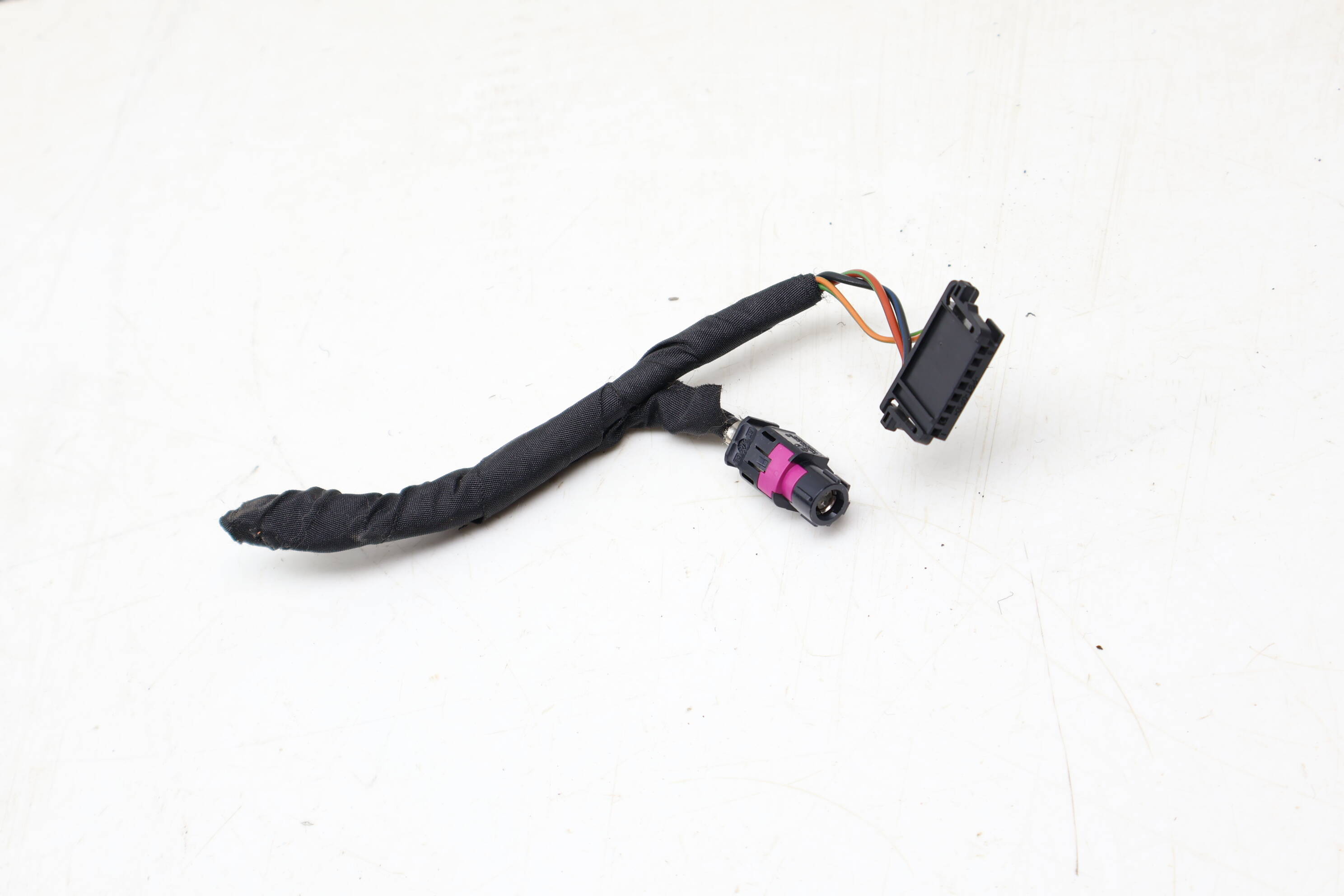 Head / Heads Up Display / Hud Wiring Connector / Pigtail