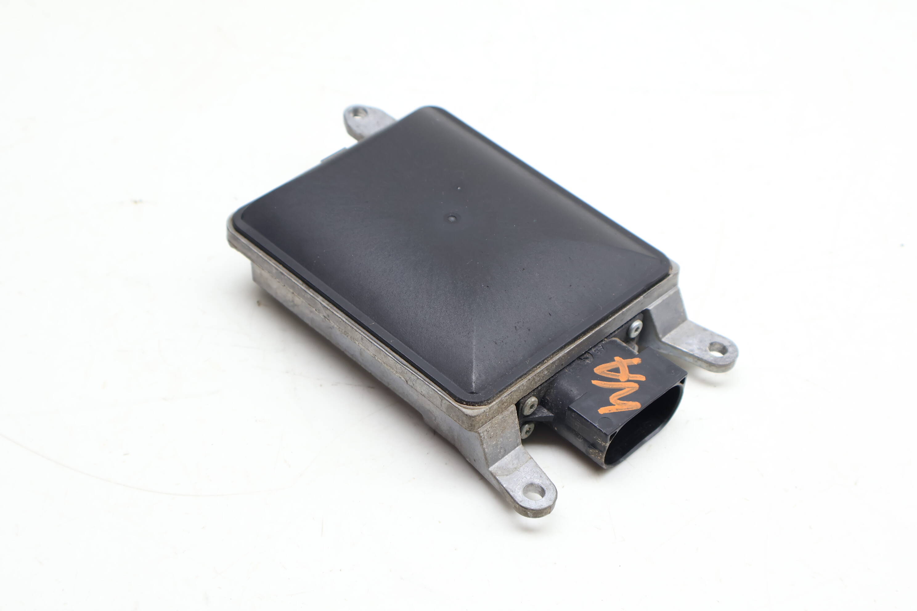 Lane Change Assist Module (Master) 8T0907566B