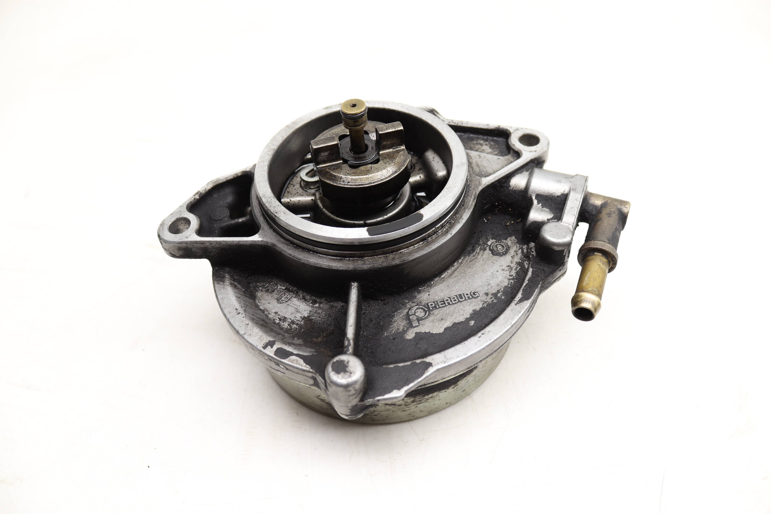 Vacuum Pump 057145100AF