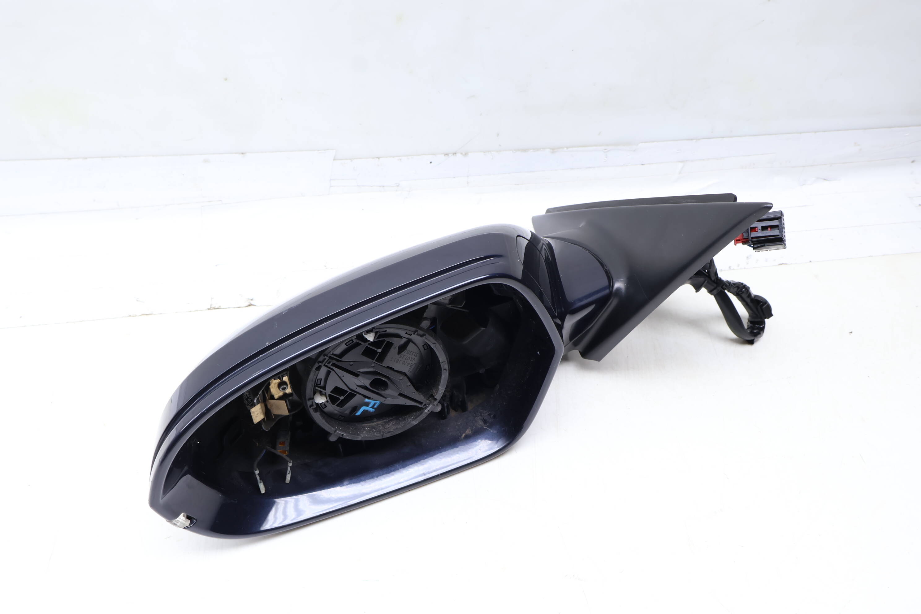 Side View Door Mirror 4G1857409AE
