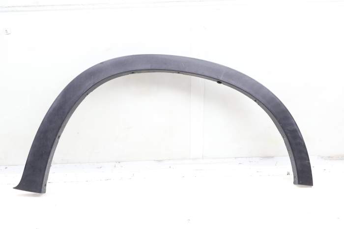 Wheel Fender Flare Trim / Molding 51777158428 main product photo