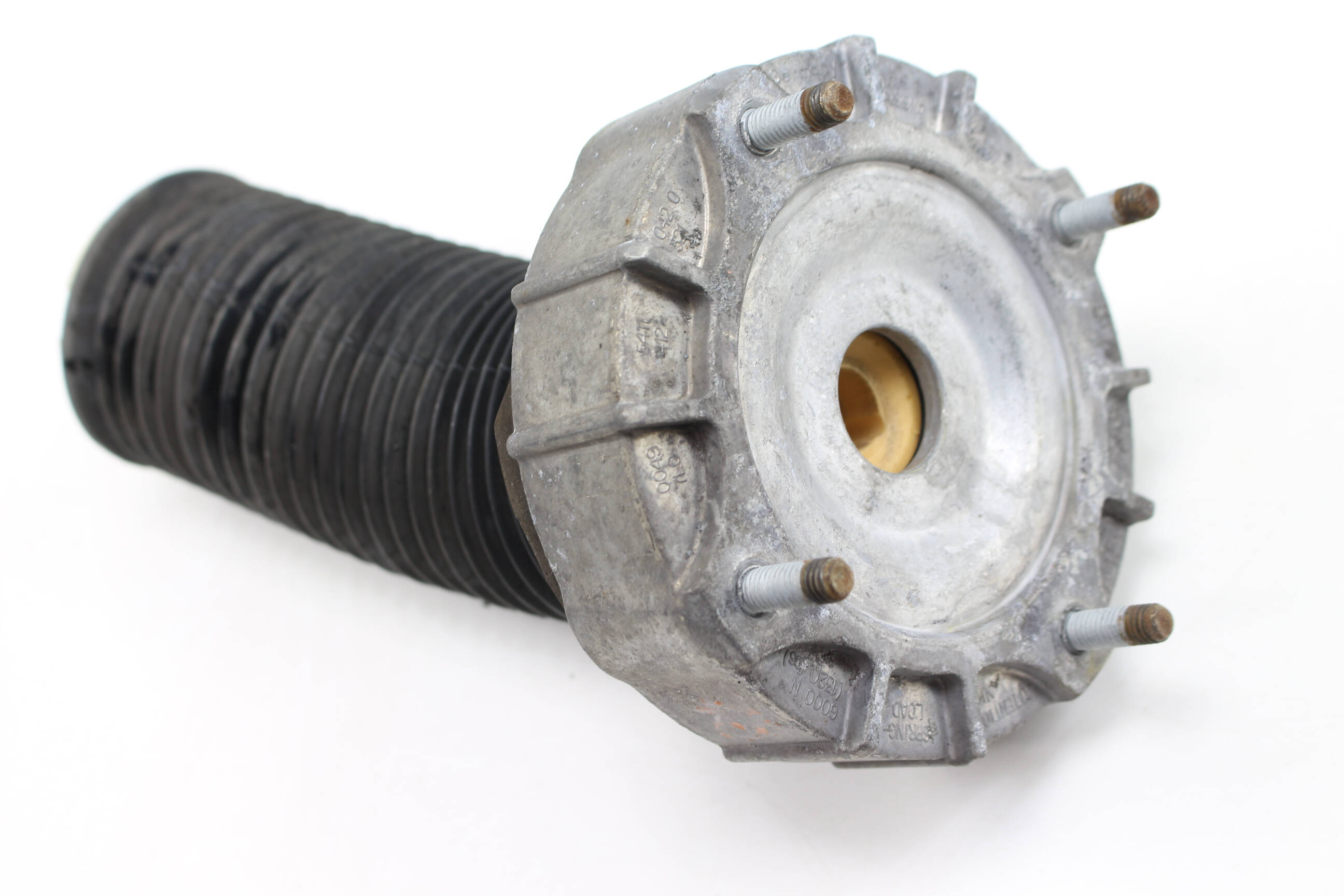 Upper&#x20;Strut&#x20;Mount&#x20;Bracket&#x20;&#x2F;&#x20;Boot&#x20;7L0412321