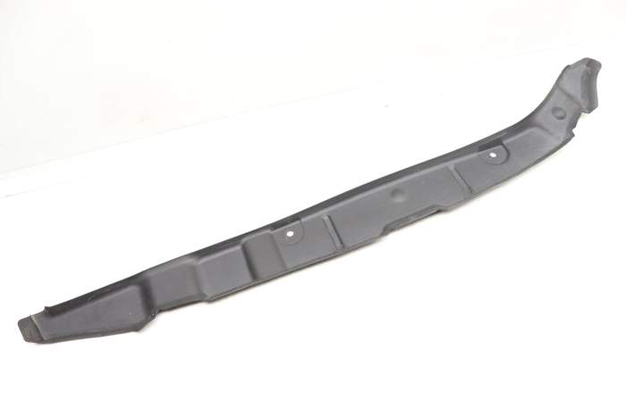 Inner Fender End Plate / Cover 4M0821112 main product photo