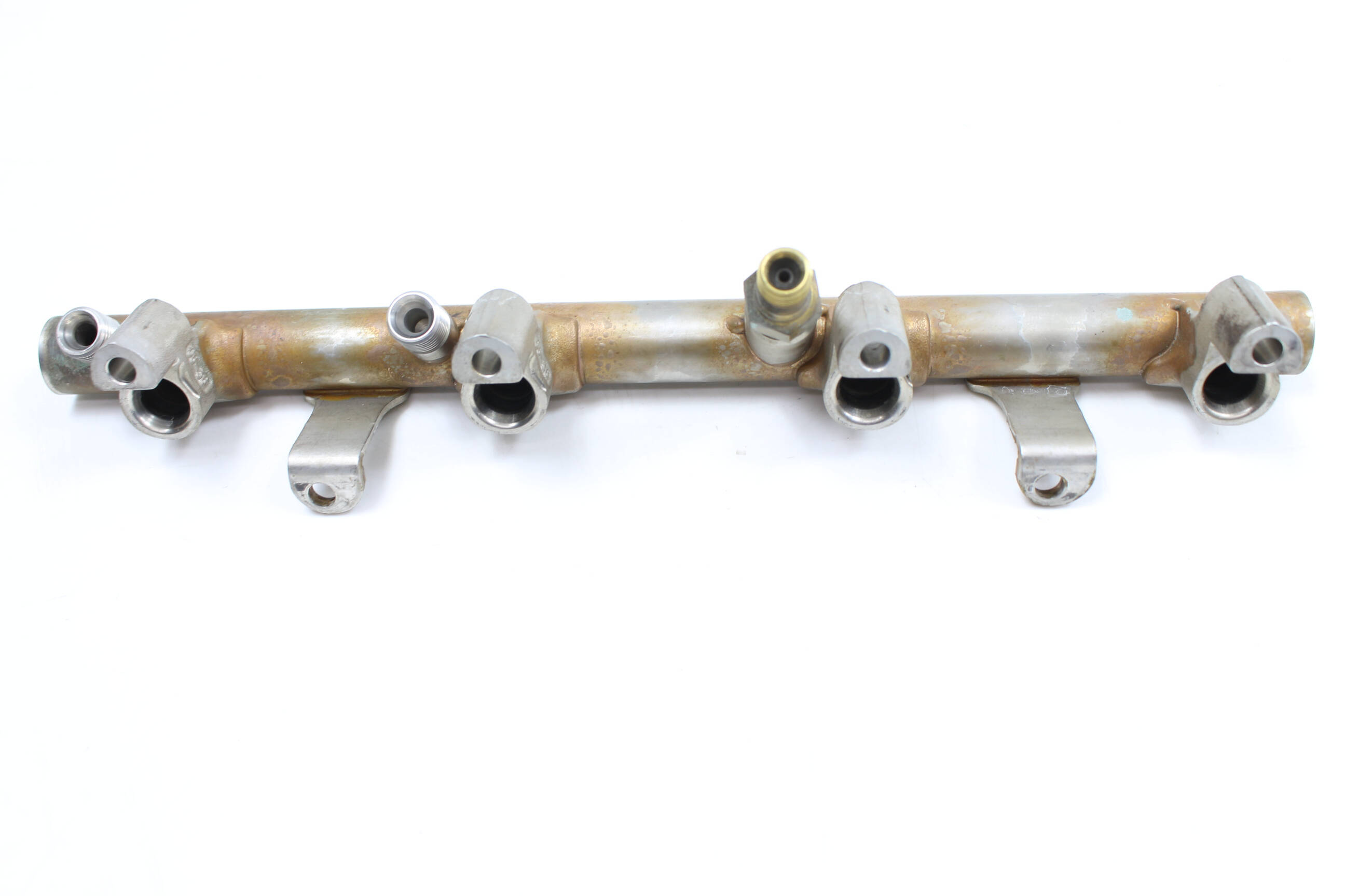 Fuel&#x20;Rail&#x20;079133316E