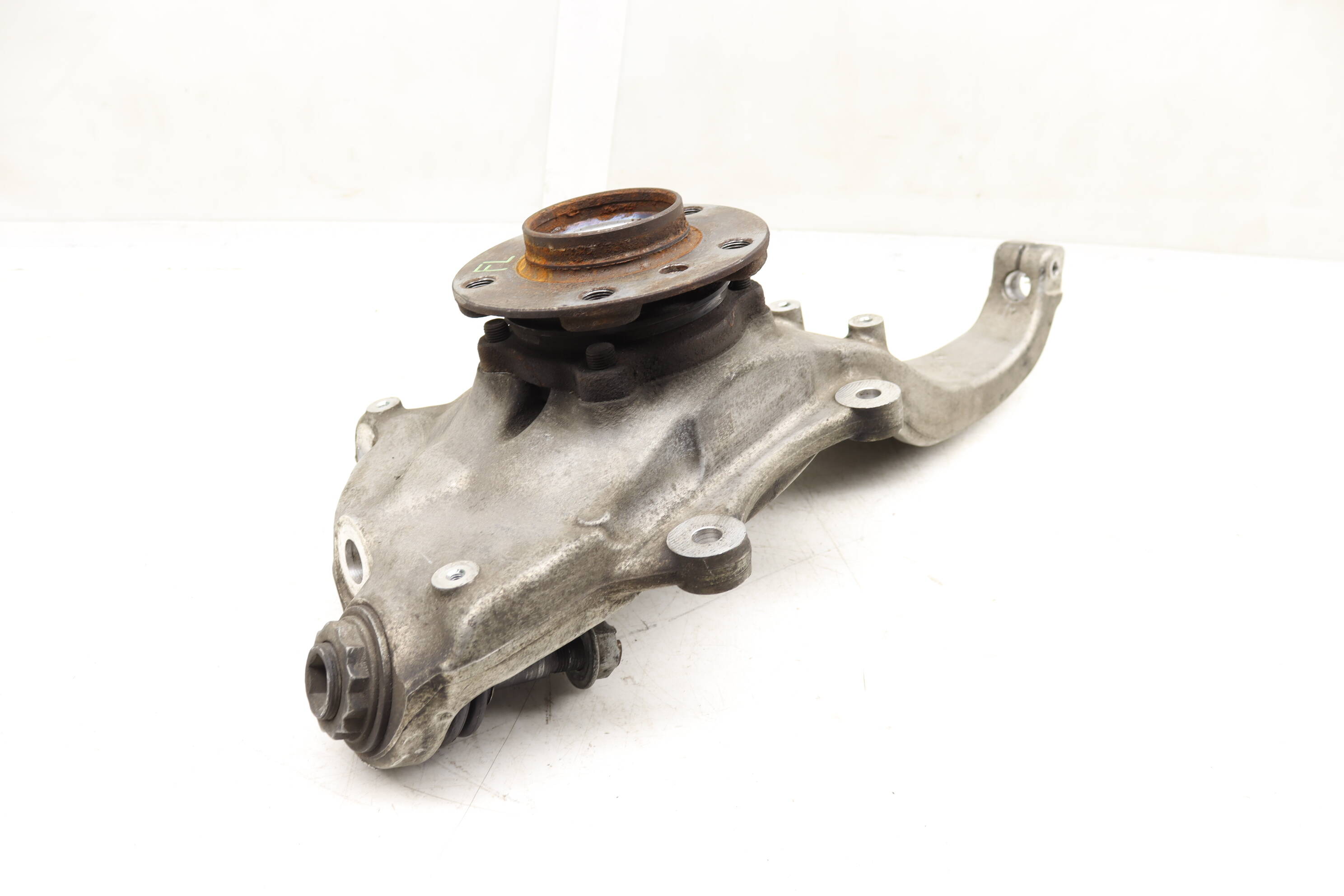 Spindle Knuckle W/ Wheel Bearing 31216777751