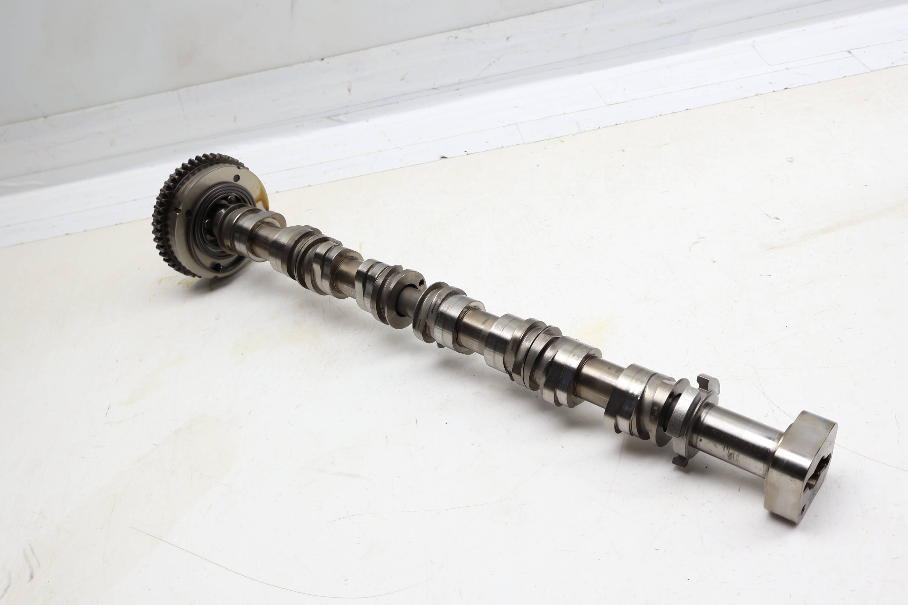 Exhaust Cam / Camshaft (Outlet) 06N109022H