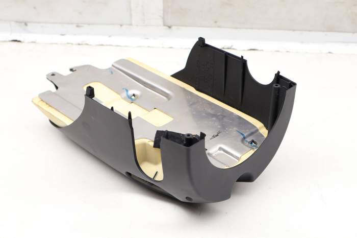 Lower Steering Column Trim / Cover 4E0951597C main product photo
