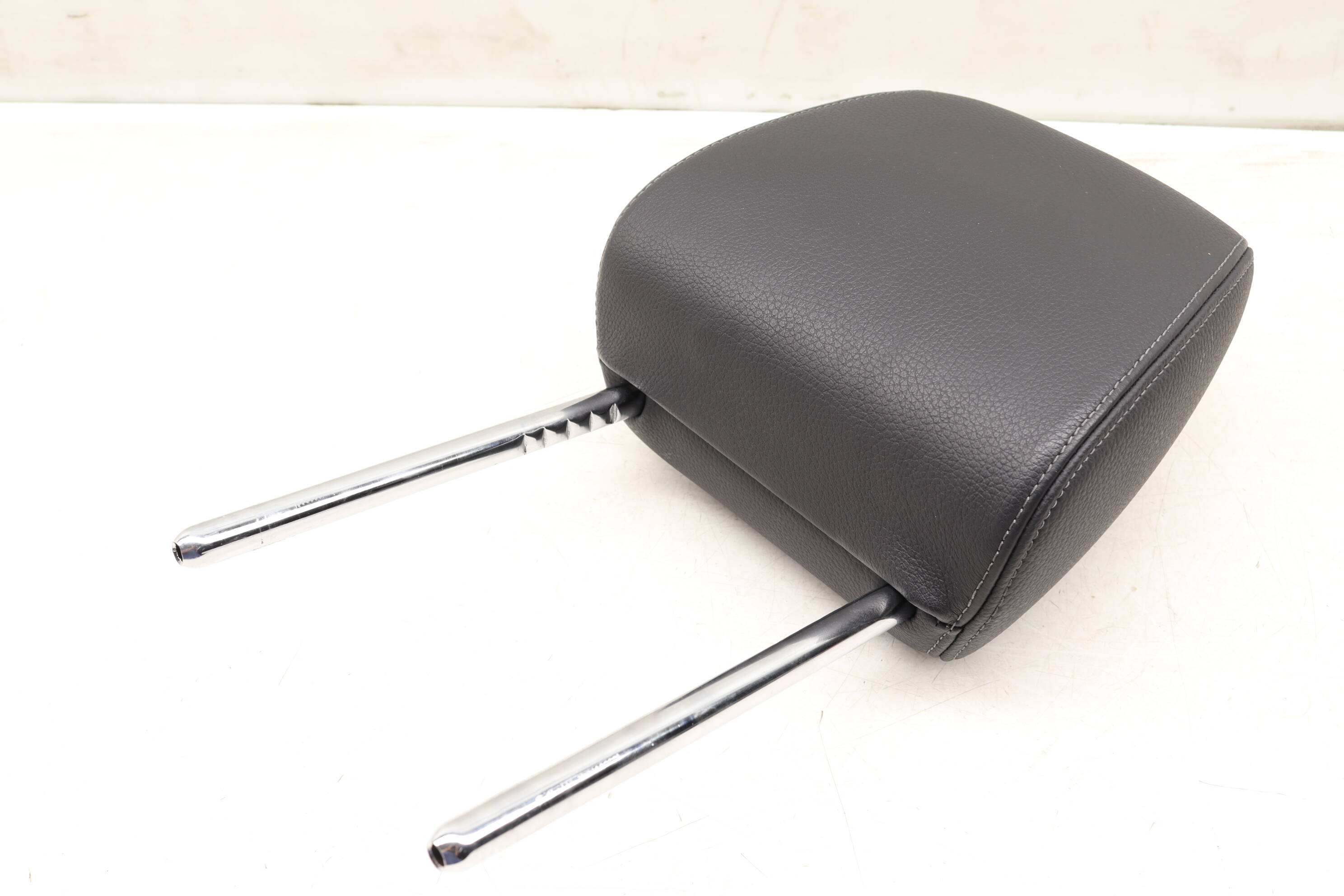 Headrest / Head Rest 52107441276