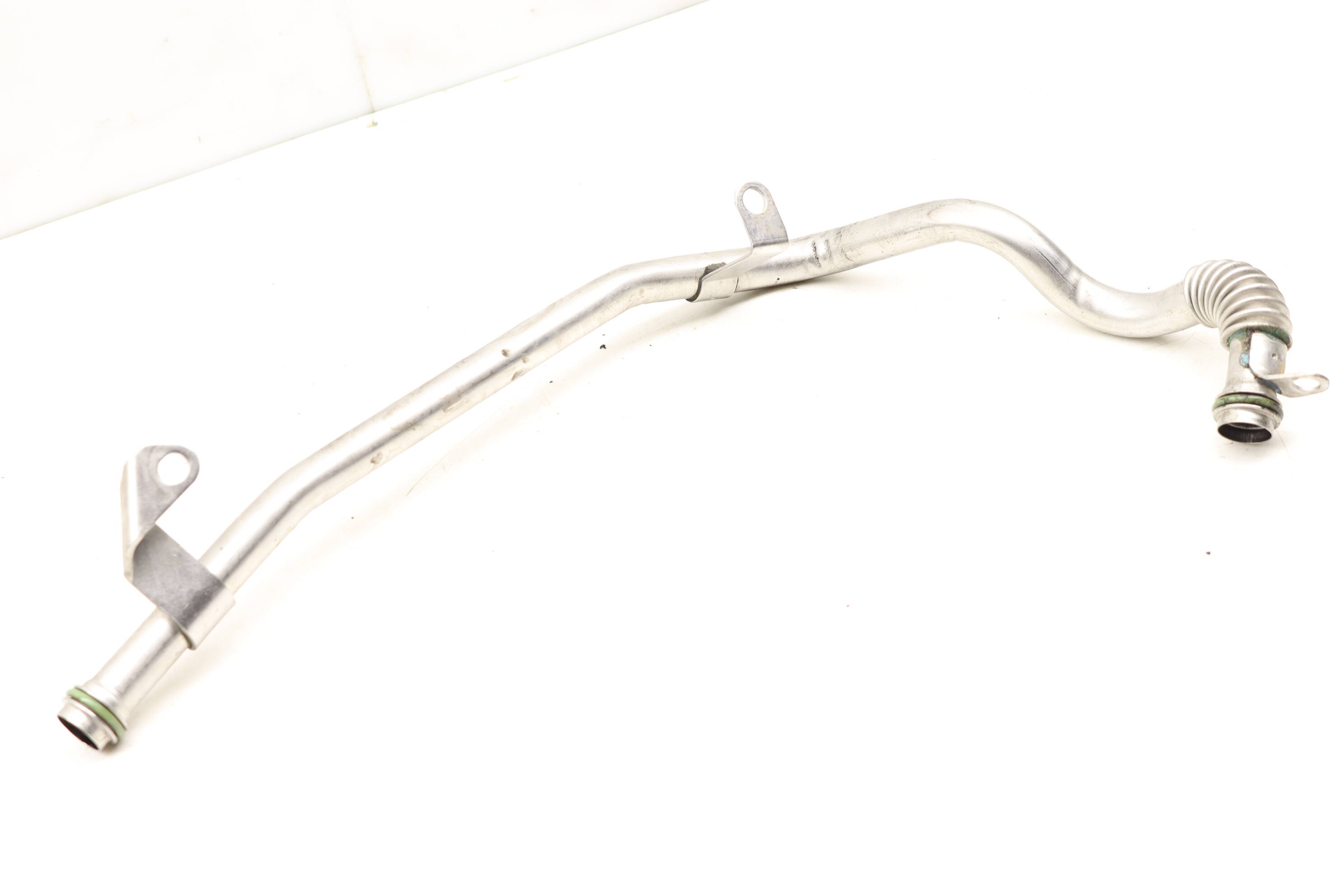 Turbo Oil Return Line / Pipe 059145735AJ