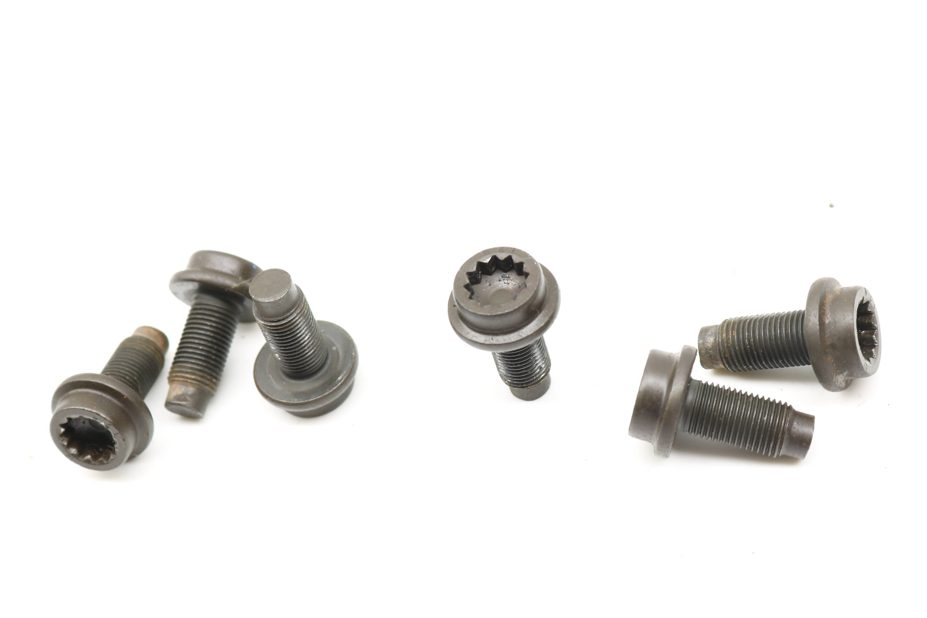 TRANSMISSION TORQUE CONVERTER SCREW / BOLT SET (6) - PORSCHE CAYENNE 
