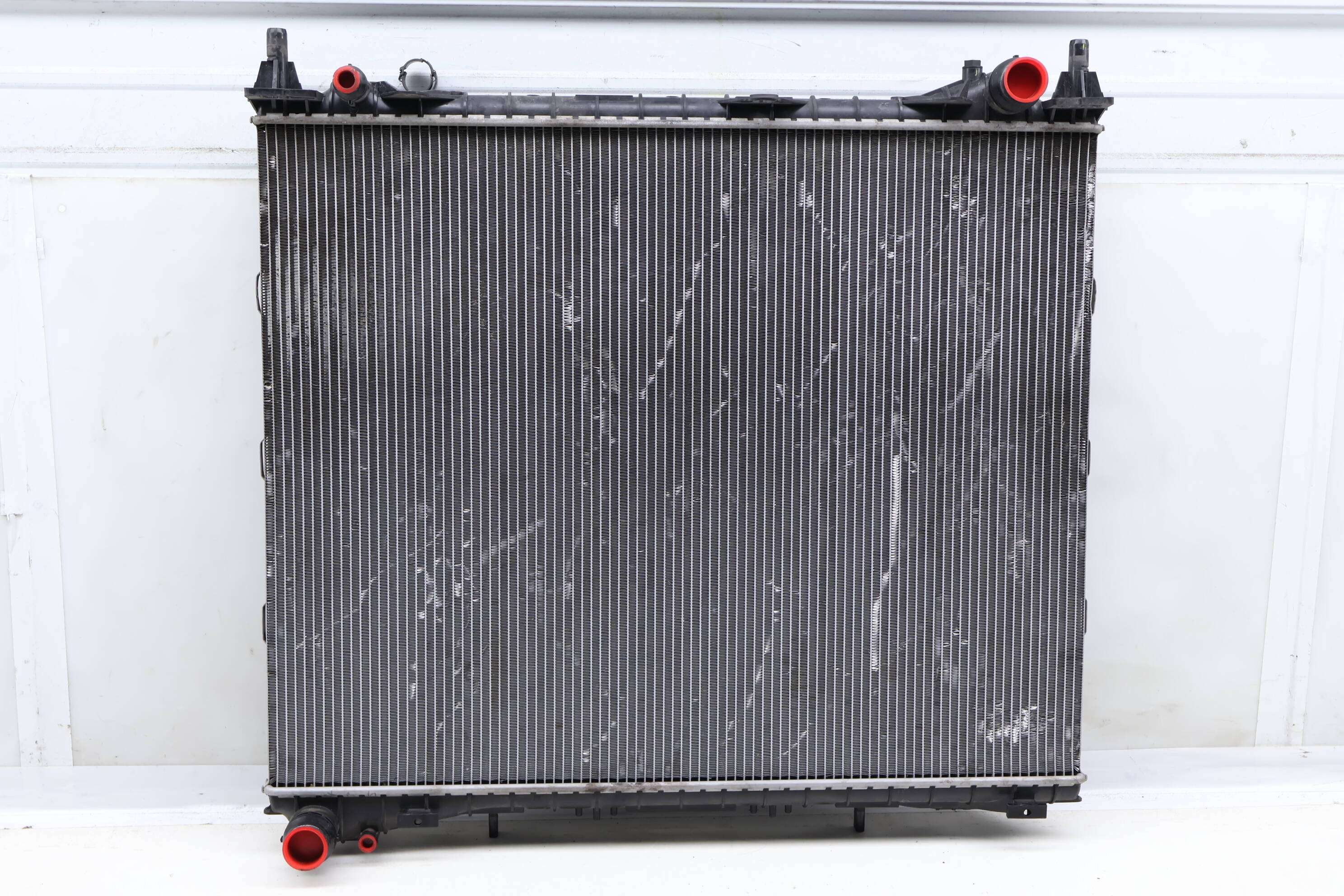 Radiator FPLA8005AB