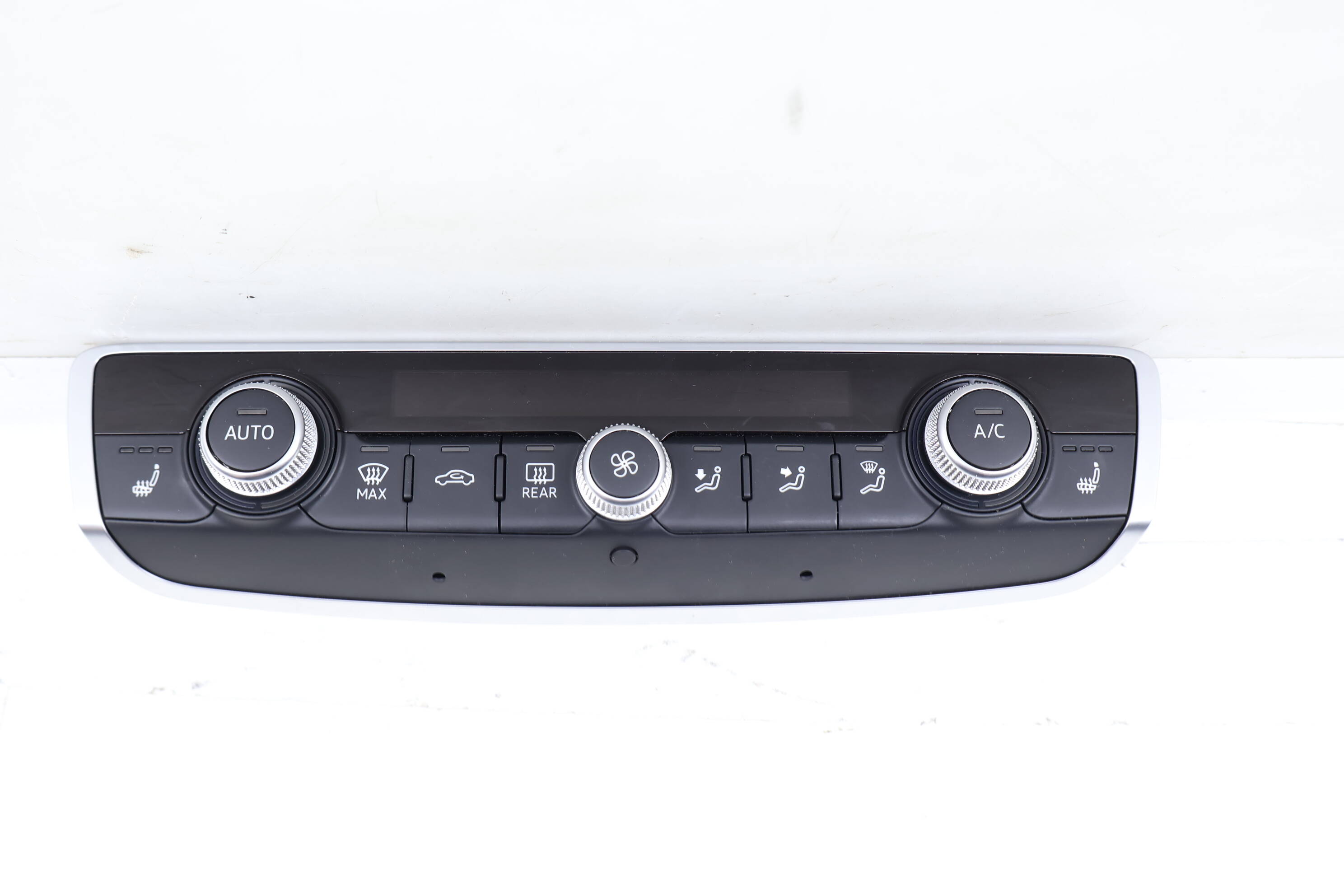 Ac Climate Control / Temp Unit 8V0820043Q