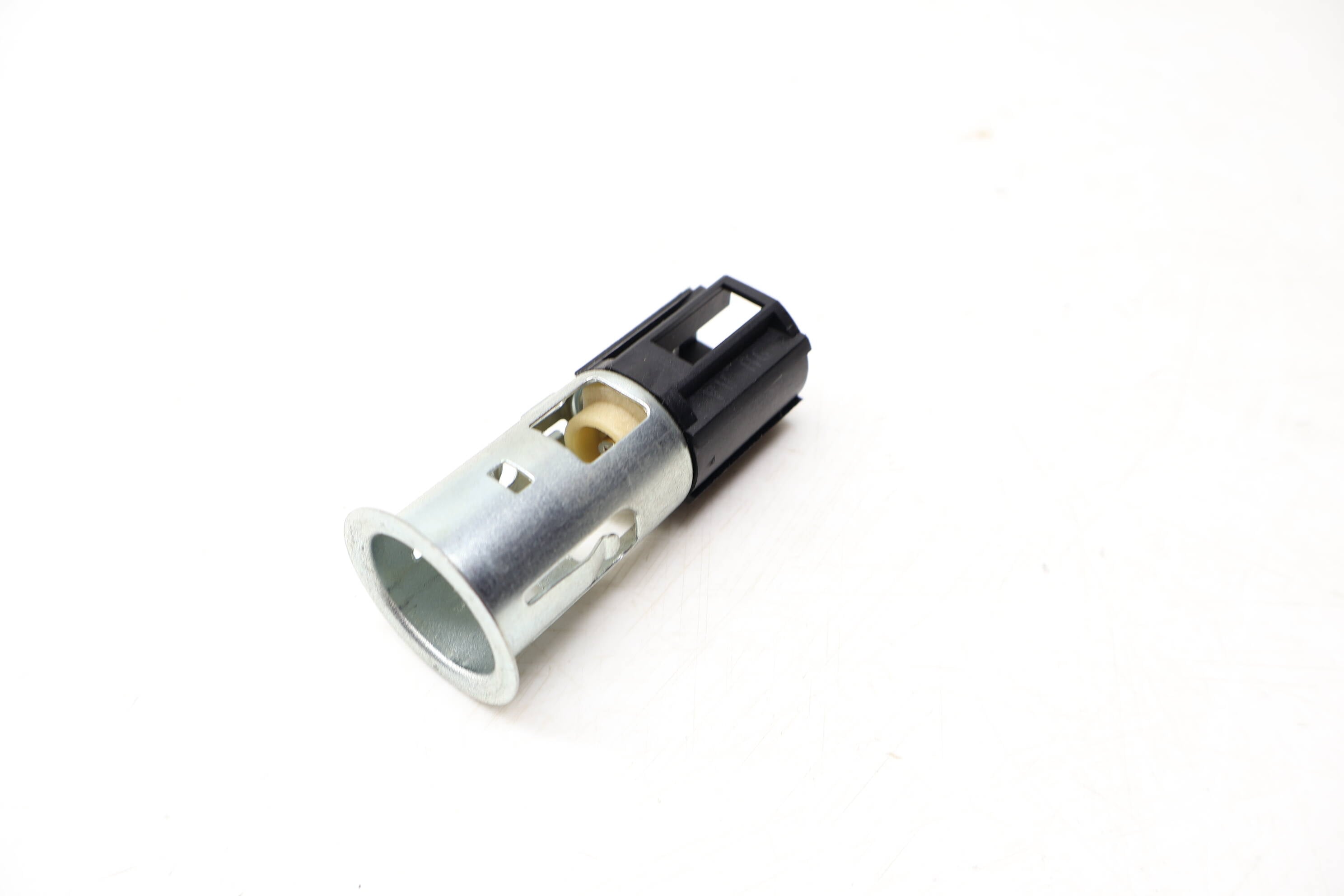 12V Power Outlet 1K0919309 95865210700