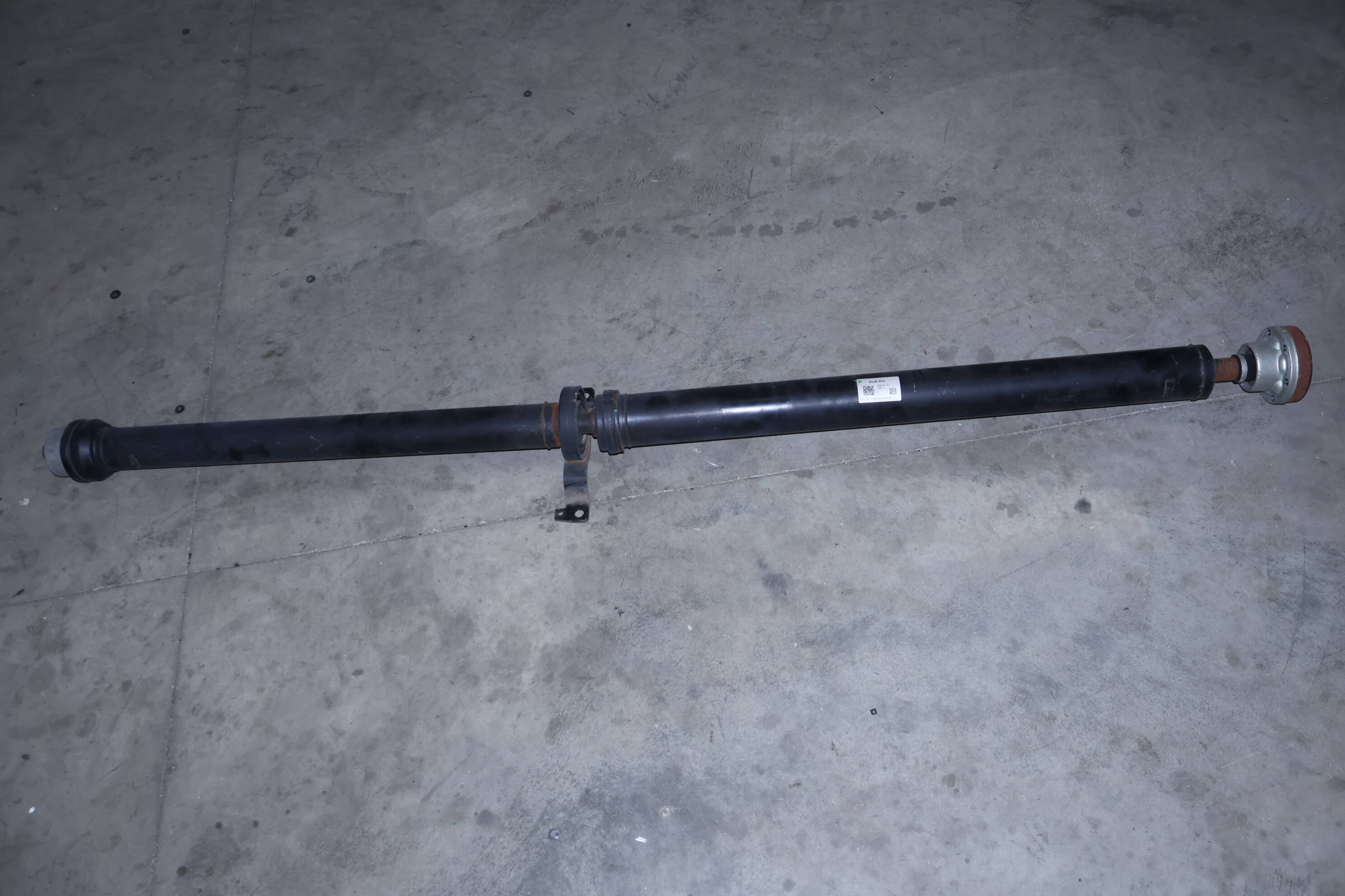 Driveshaft / Propeller Shaft 4M0521101