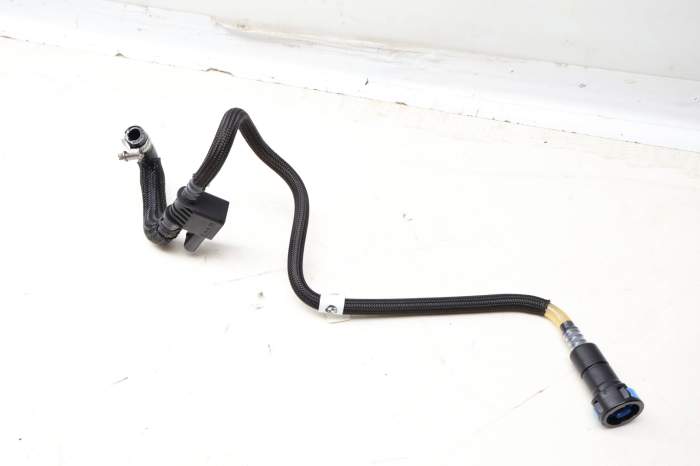 Diesel Fuel Line / Pipe (Feed) 13537810785 main product photo