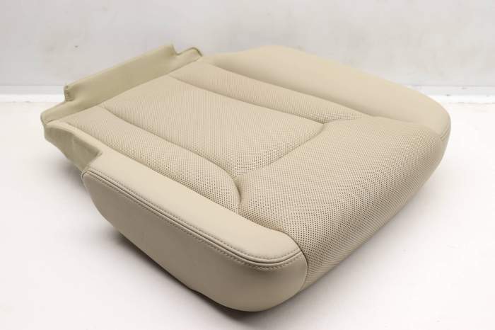 2Nd Row Lower Seat Bottom (Leather) 4M0883405AB main product photo