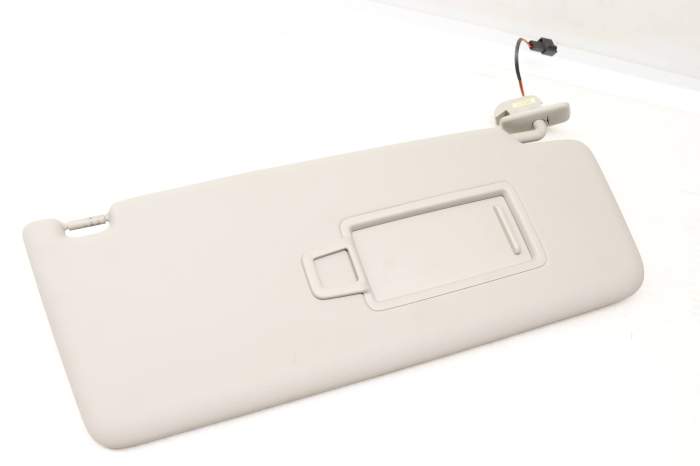 Sun Visor / Mirror 3CN857552E main product photo
