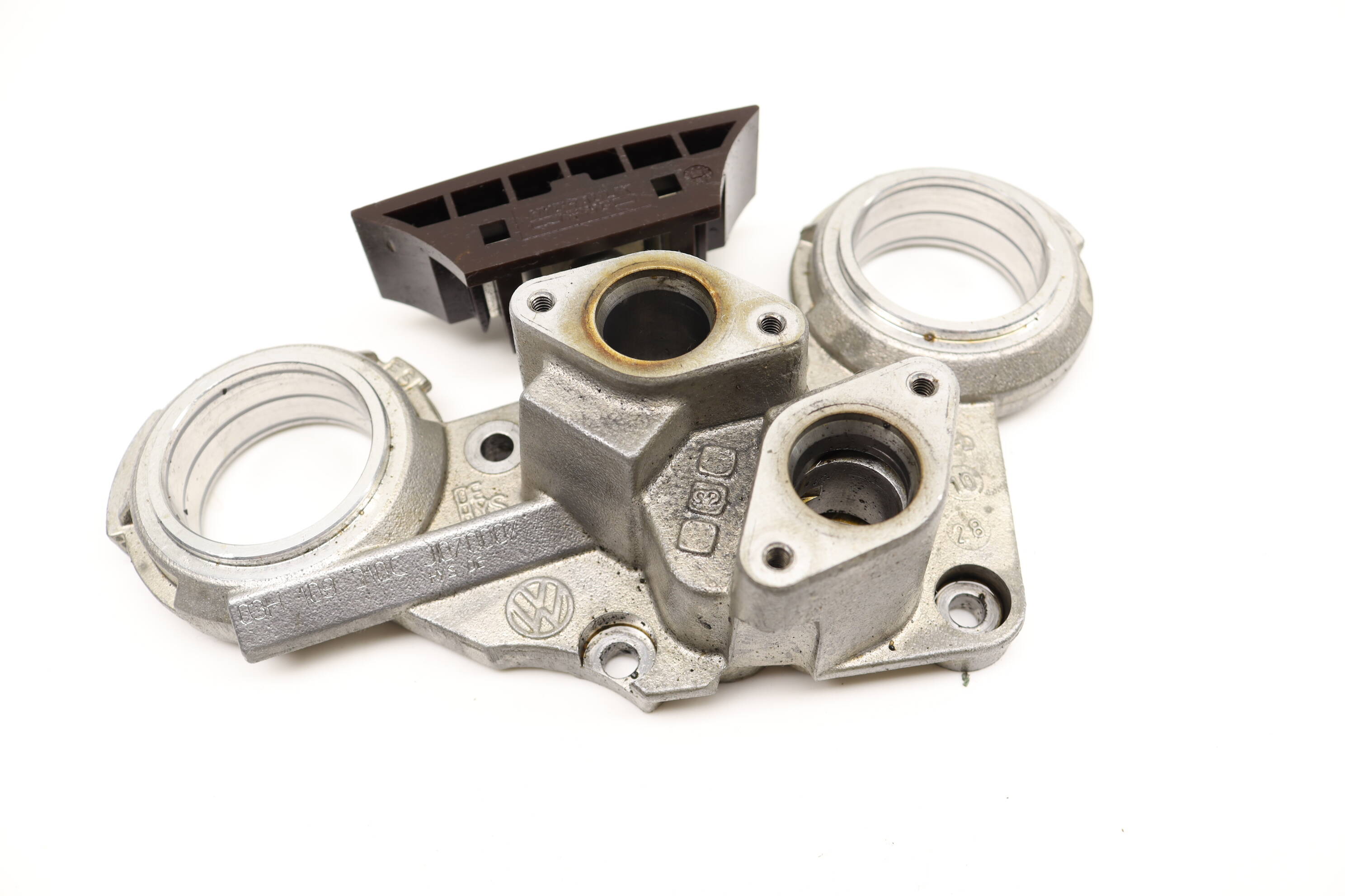 Camshaft Adjuster Housing / Timing Case 03H109210C 95810521500