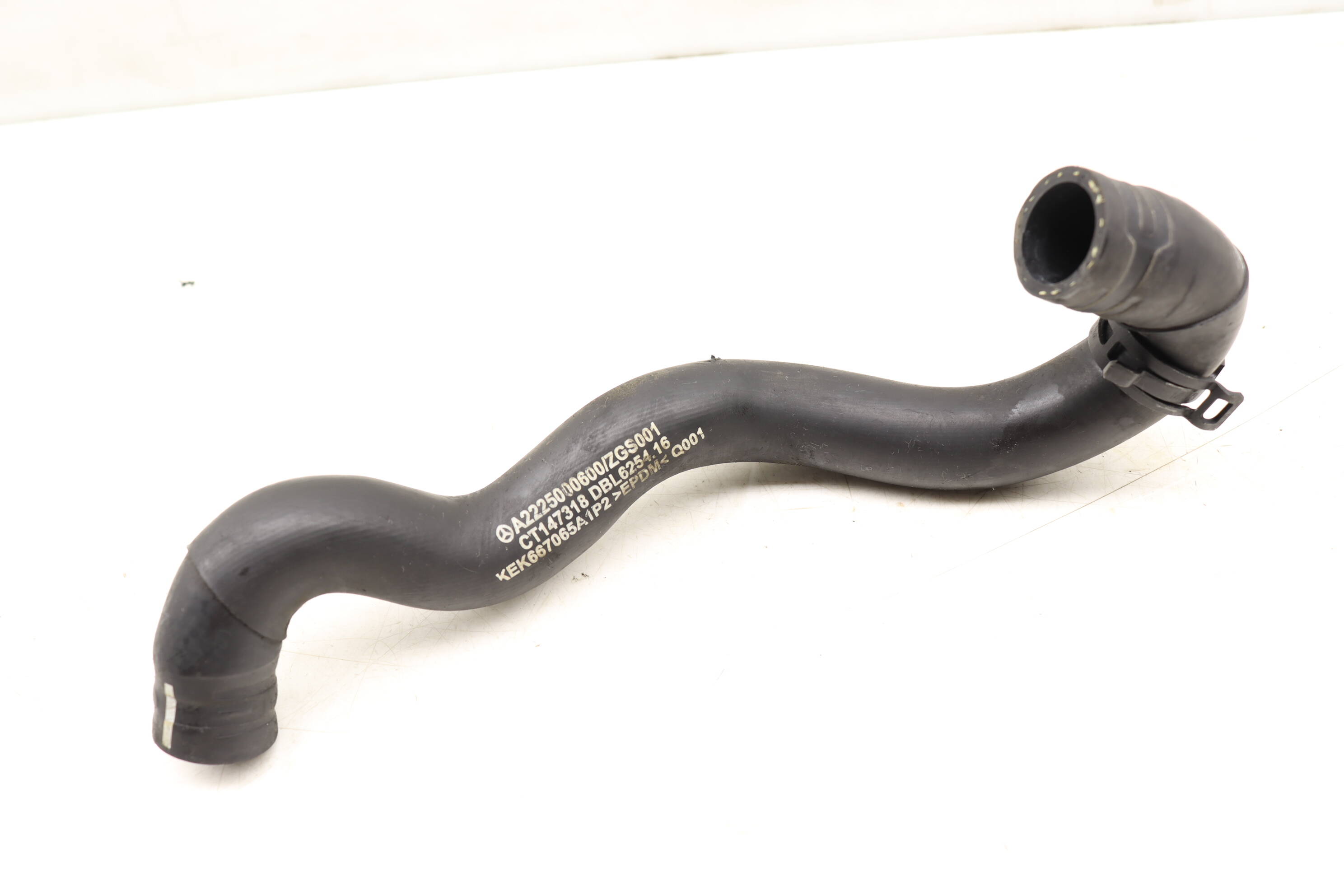 Coolant Hose / Line 2225000600