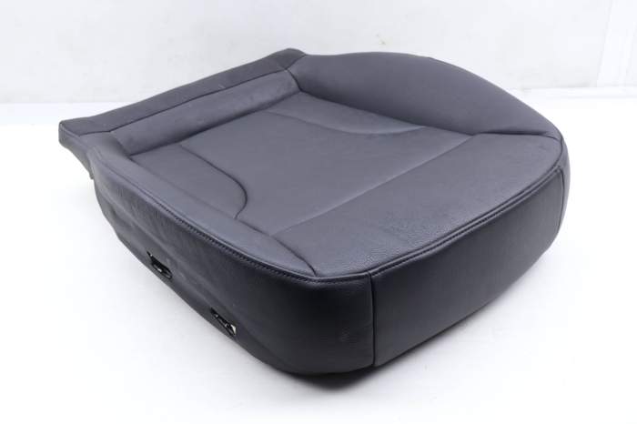 Seat Lower Bottom Cushion 8U0881406R main product photo
