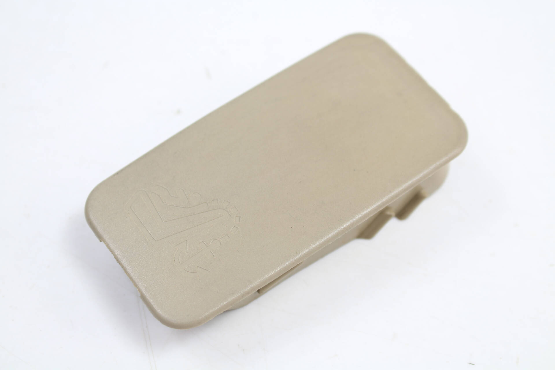 Child&#x20;Resistant&#x20;&#x2F;&#x20;Safety&#x20;Hook&#x20;Cover&#x20;&#x2F;&#x20;Cap&#x20;4B0887301