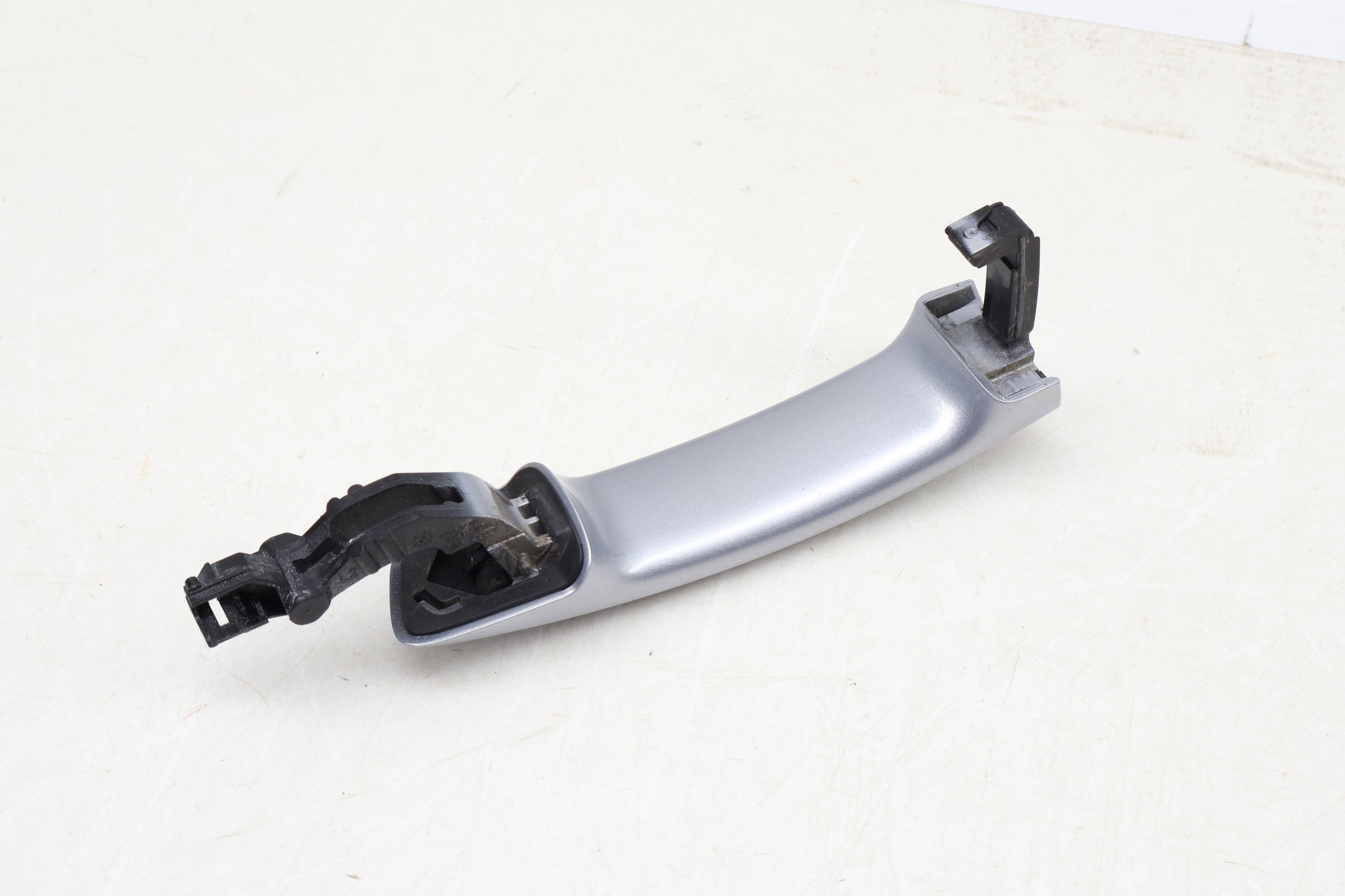Audi Left Exterior Door Handle 8V0837205A